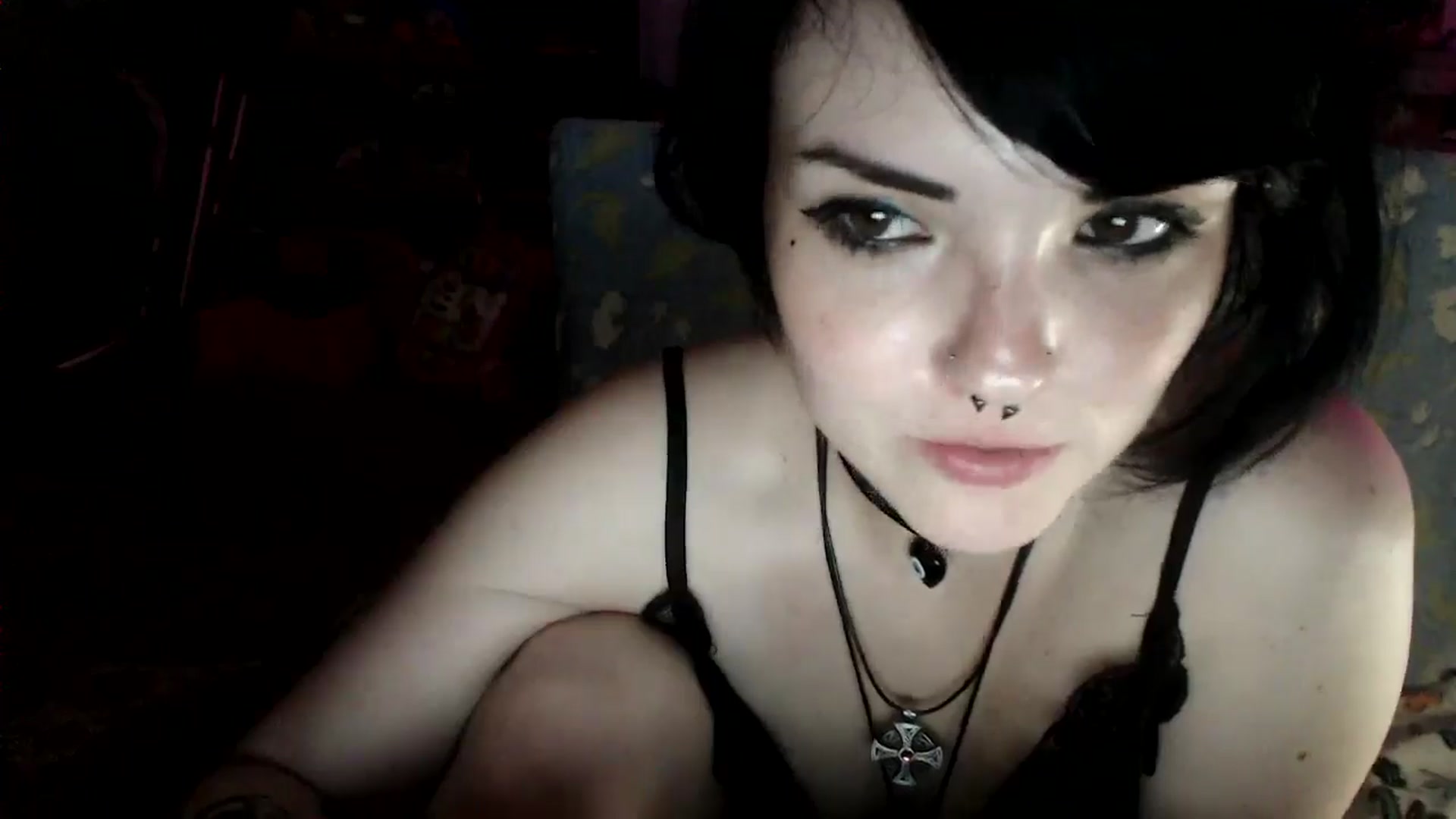 Gallery image thumbnail from Lilskyybby's myfreecams stream on, 09/03/2025, 07:46 image 17 of 20