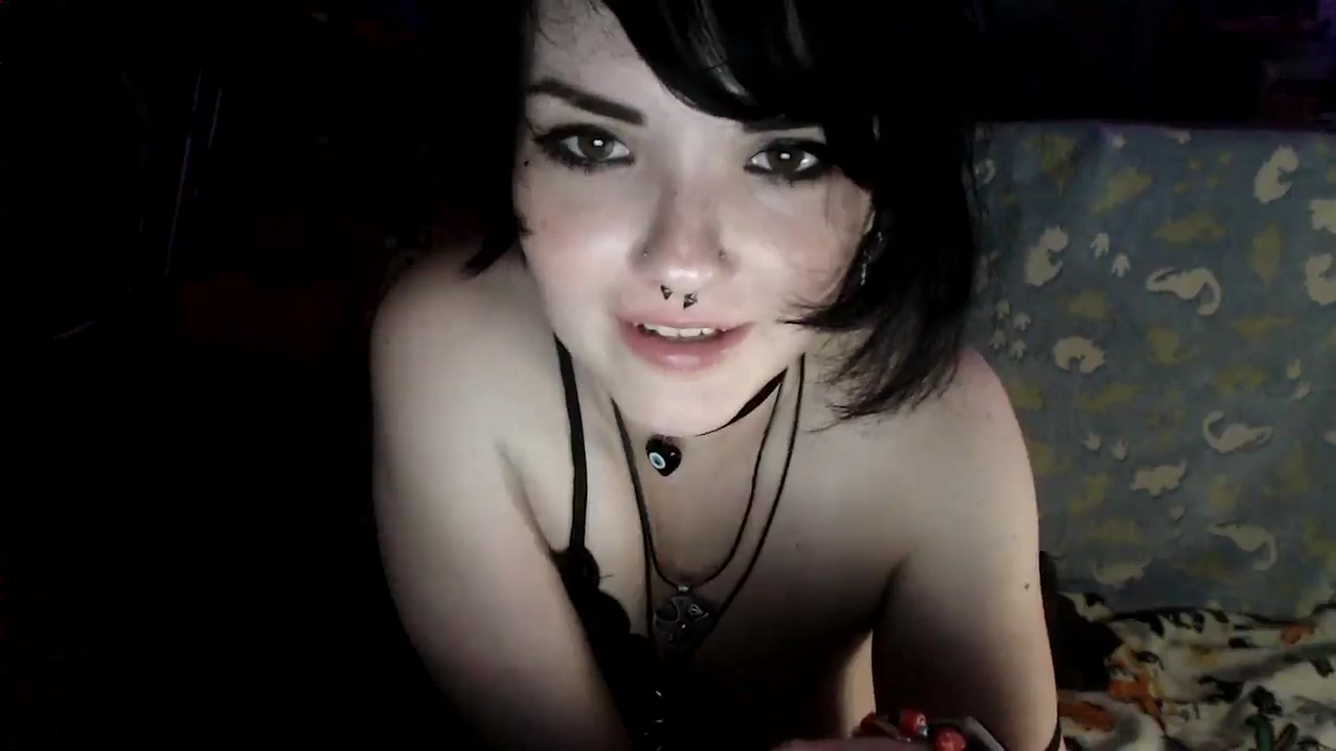 Gallery image thumbnail from Lilskyybby's myfreecams stream on, 09/03/2025, 07:46 image 6 of 20