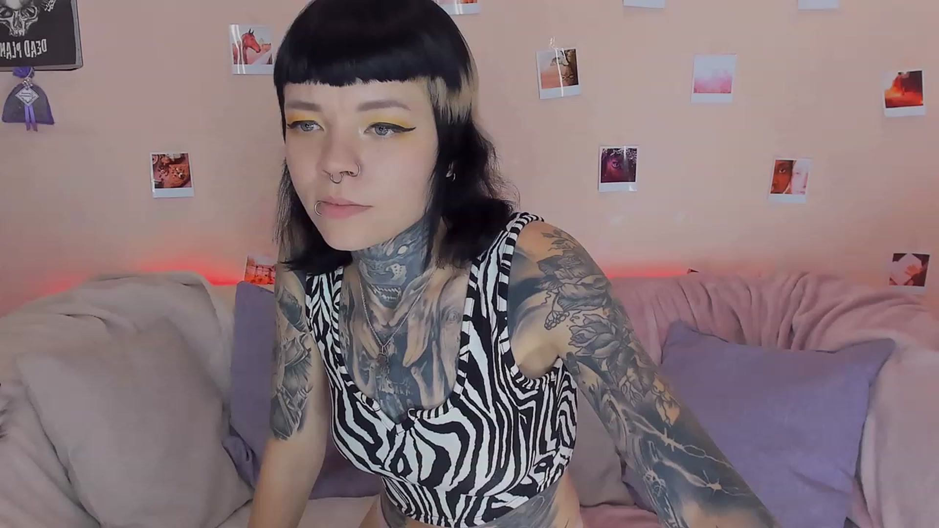 Gallery image thumbnail from LiluKayden's myfreecams stream on, 11/14/2022, 16:21 image 2 of 20
