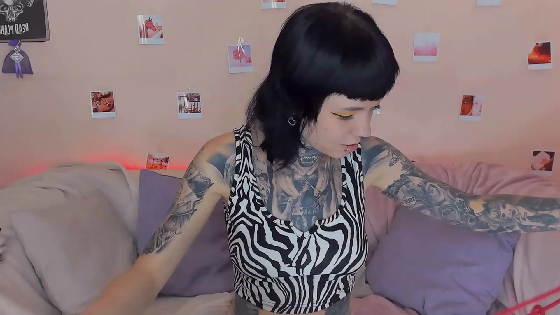 Gallery image thumbnail from LiluKayden's myfreecams stream on, 11/14/2022, 16:21 image 13 of 20