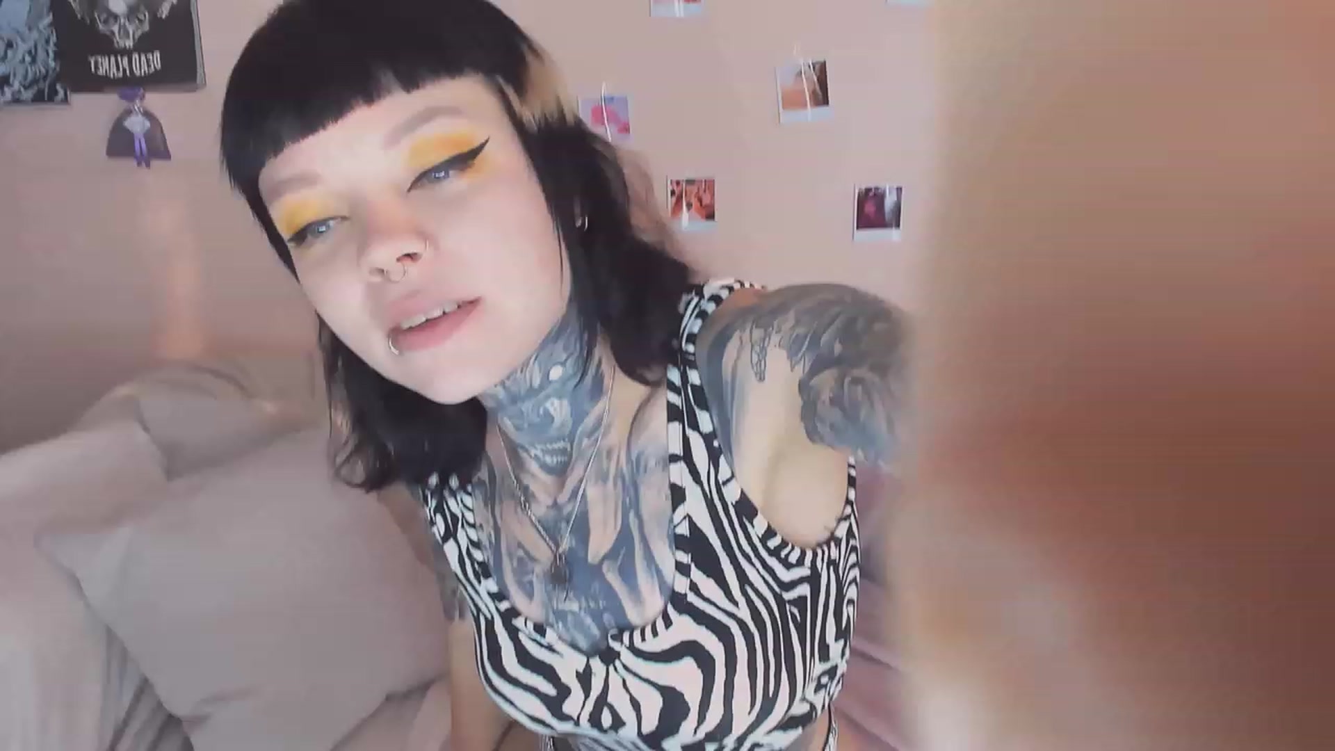 Gallery image thumbnail from LiluKayden's myfreecams stream on, 11/15/2022, 13:40 image 7 of 20