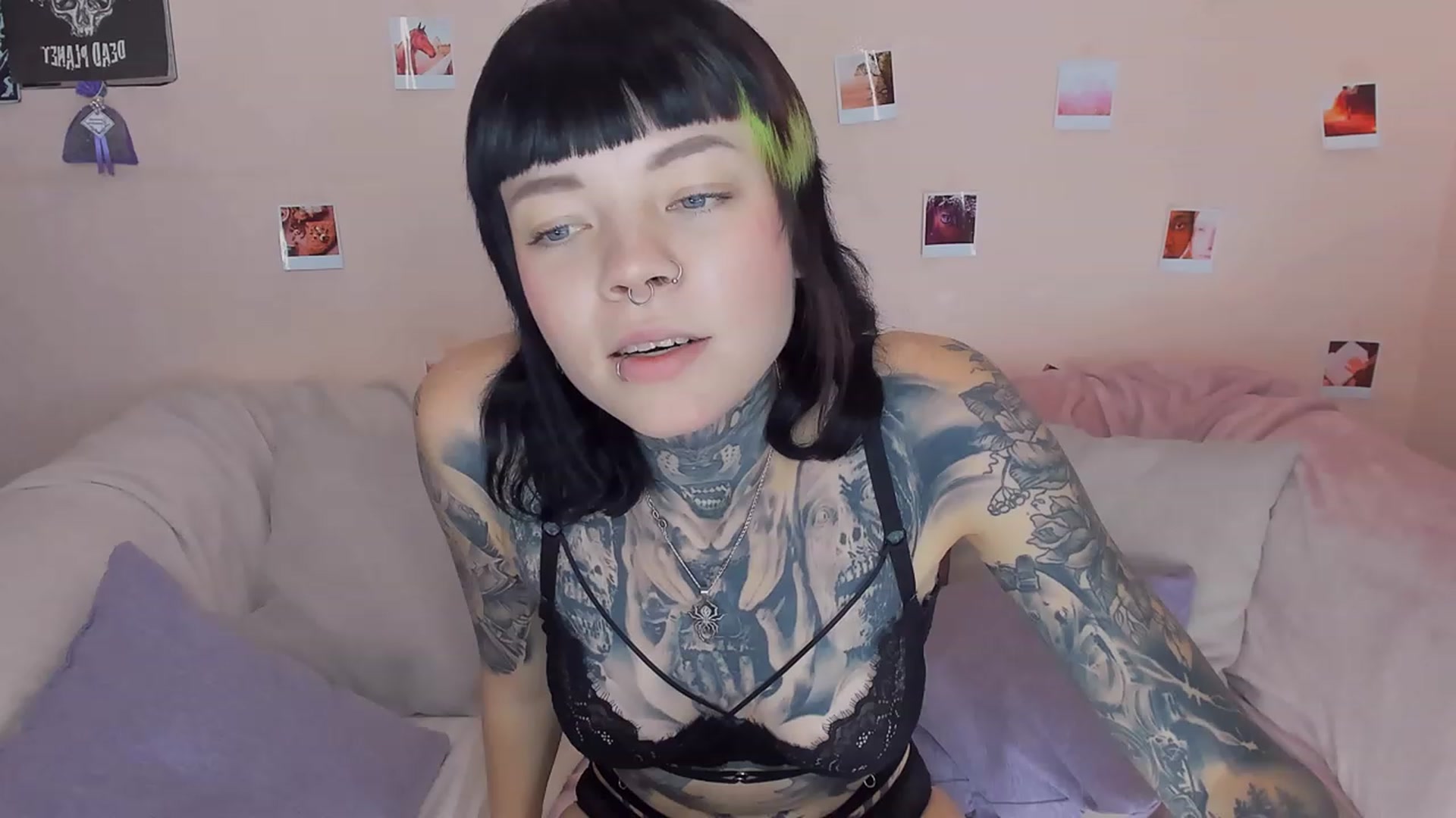 Gallery image thumbnail from LiluKayden's myfreecams stream on, 11/29/2022, 14:43 image 7 of 20