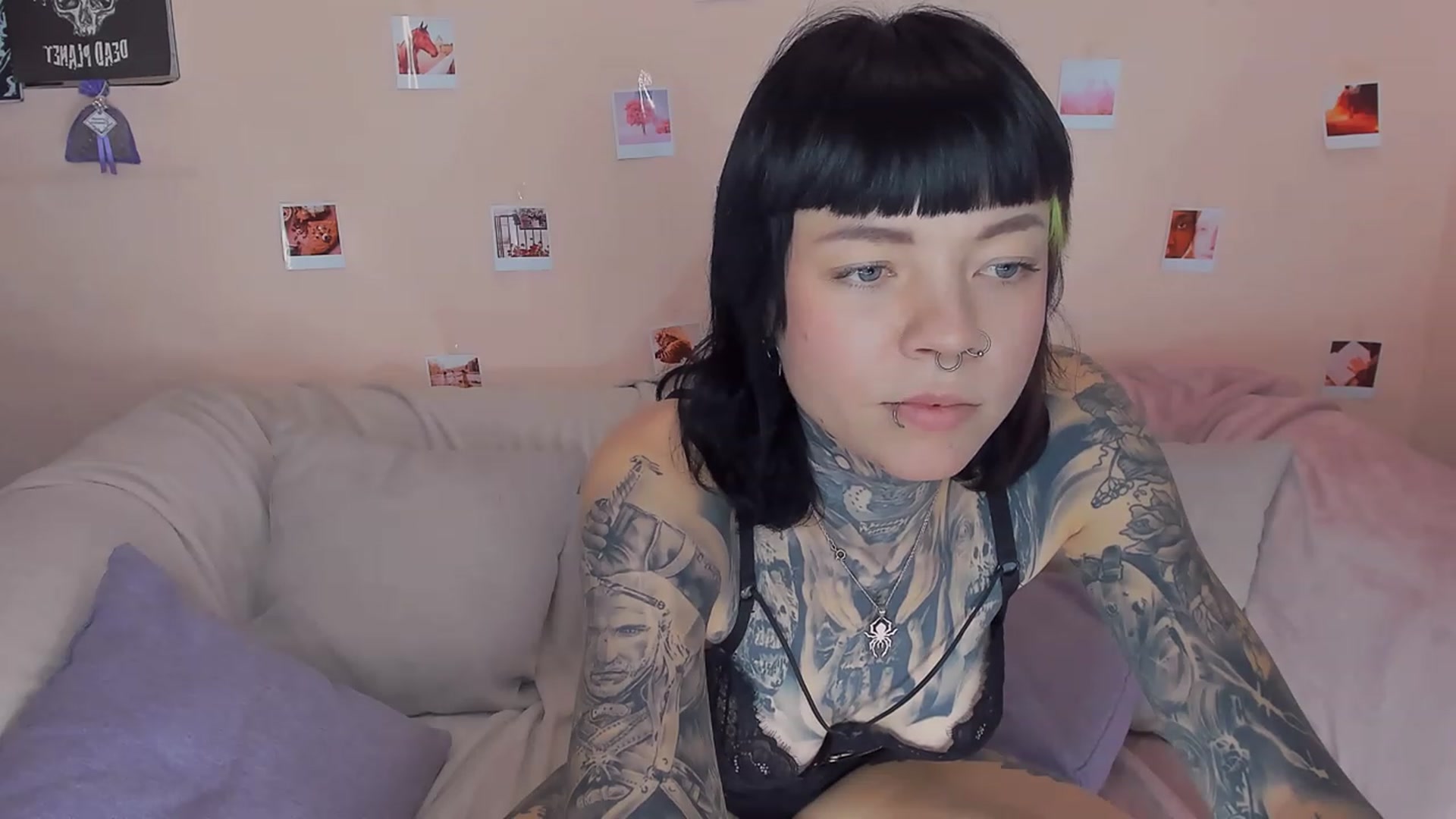 Gallery image thumbnail from LiluKayden's myfreecams stream on, 11/29/2022, 14:43 image 10 of 20