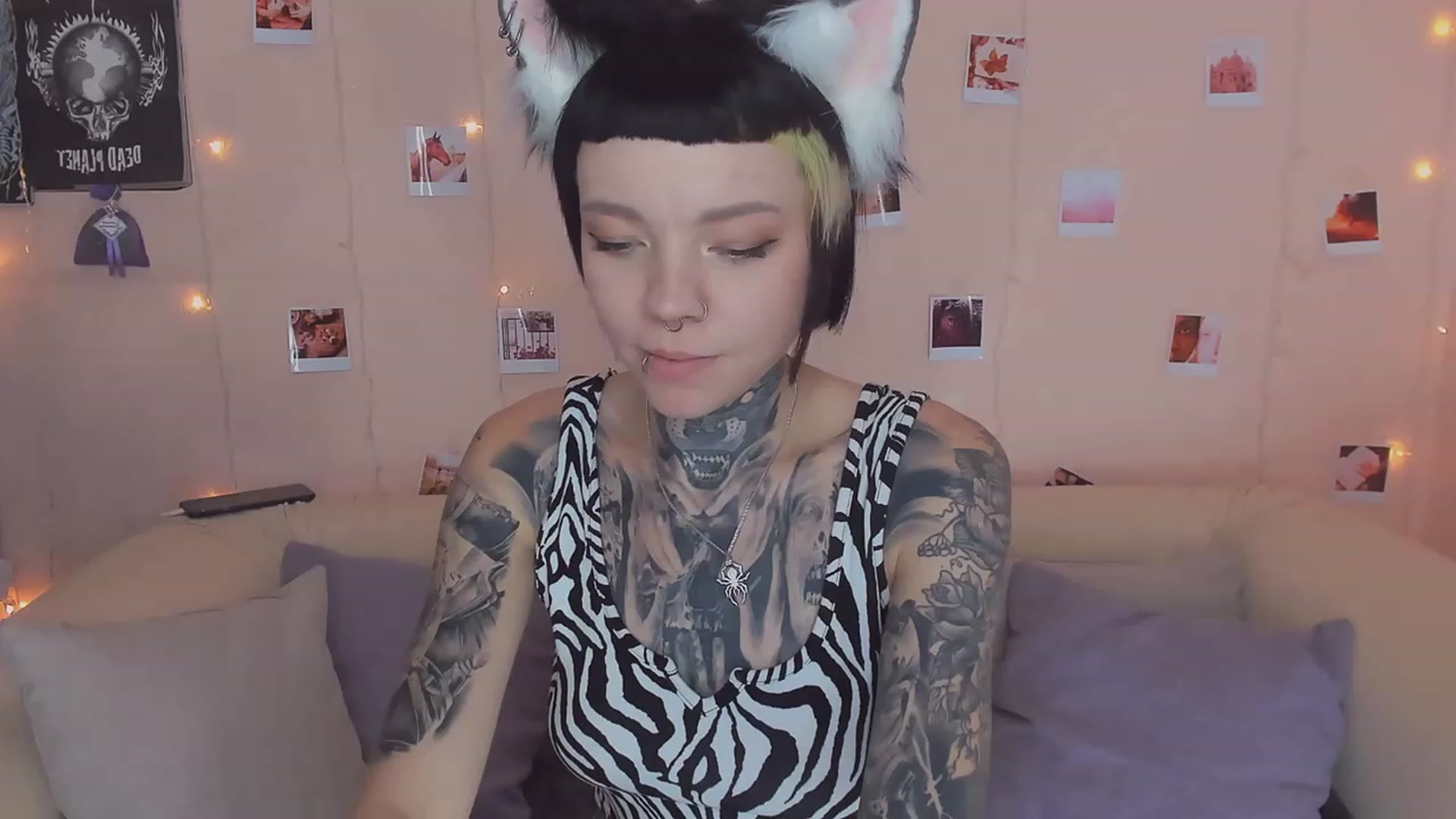 Gallery image thumbnail from LiluKayden's myfreecams stream on, 12/26/2022, 11:55 image 8 of 20