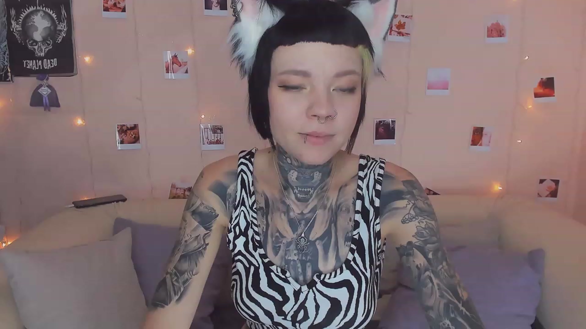 Gallery image thumbnail from LiluKayden's myfreecams stream on, 12/26/2022, 11:55 image 5 of 20