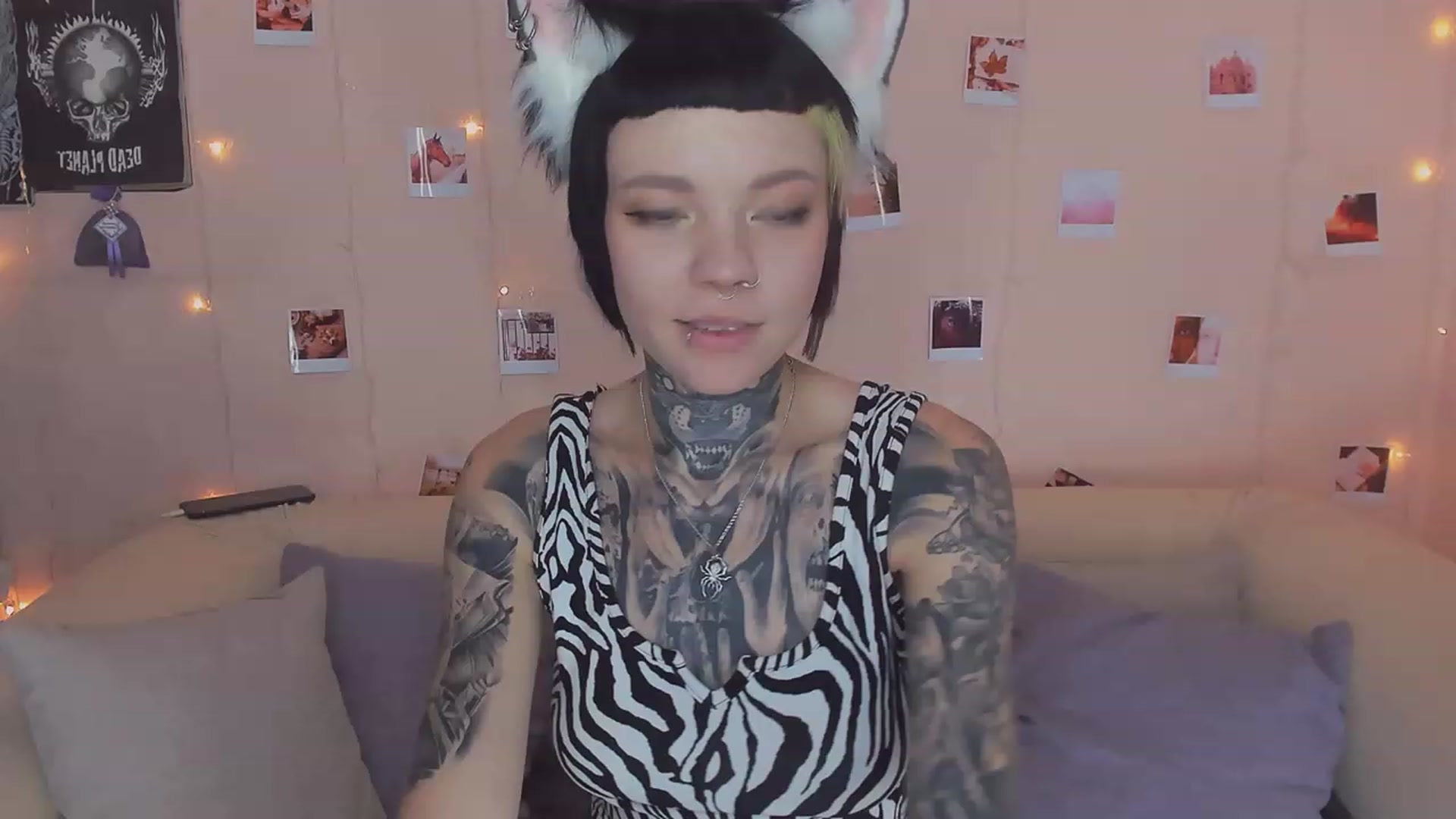 Gallery image thumbnail from LiluKayden's myfreecams stream on, 12/26/2022, 11:55 image 18 of 20