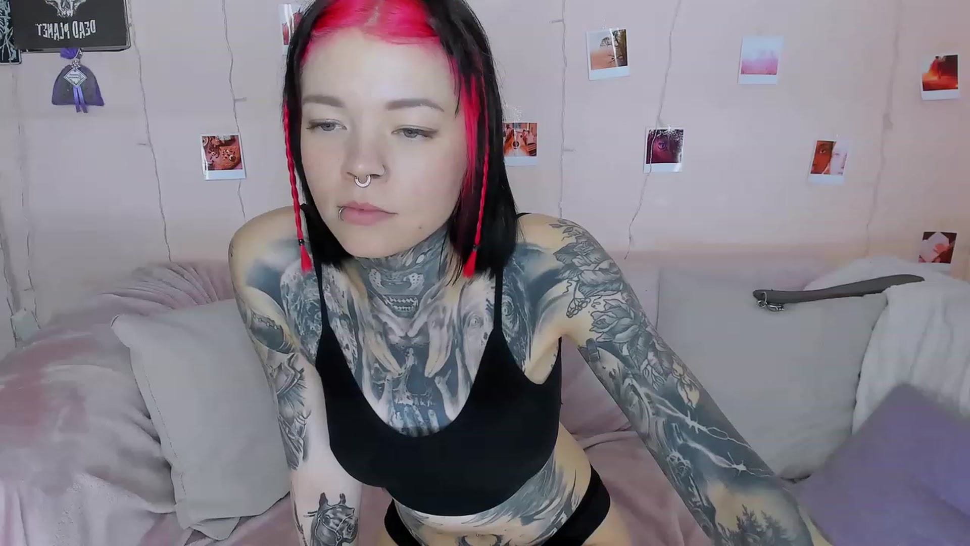 Gallery image thumbnail from LiluKayden's myfreecams stream on, 04/30/2023, 16:23 image 15 of 20