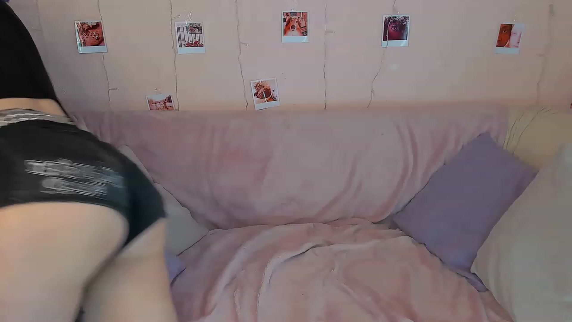 Gallery image thumbnail from LiluKayden's myfreecams stream on, 05/13/2023, 15:00 image 2 of 20