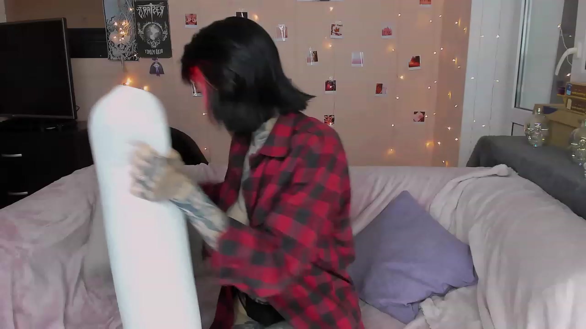 Gallery image thumbnail from LiluKayden's myfreecams stream on, 06/01/2023, 12:54 image 12 of 20