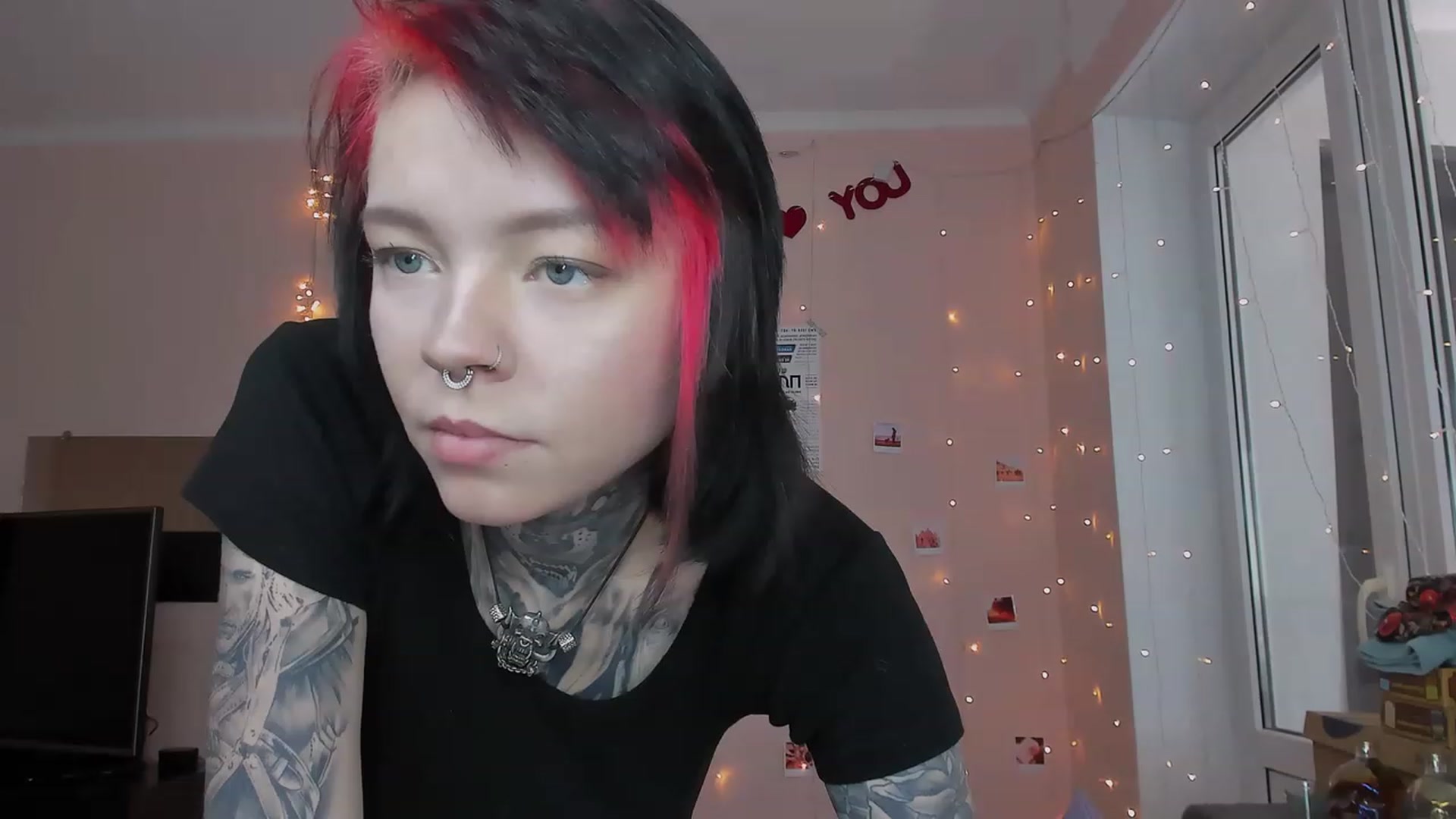 Gallery image thumbnail from LiluKayden's myfreecams stream on, 06/02/2023, 10:39 image 14 of 20