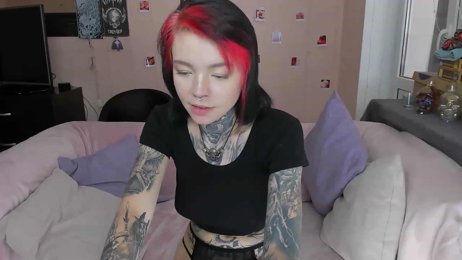 Gallery image thumbnail from LiluKayden's myfreecams stream on, 06/02/2023, 10:39 image 11 of 20
