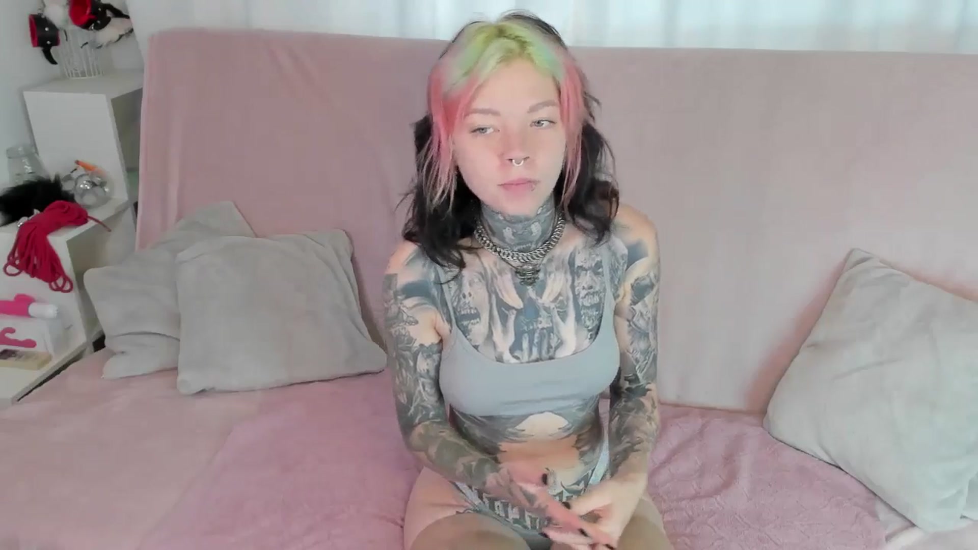 Gallery image thumbnail from LiluKayden's myfreecams stream on, 06/06/2024, 17:47 image 7 of 20