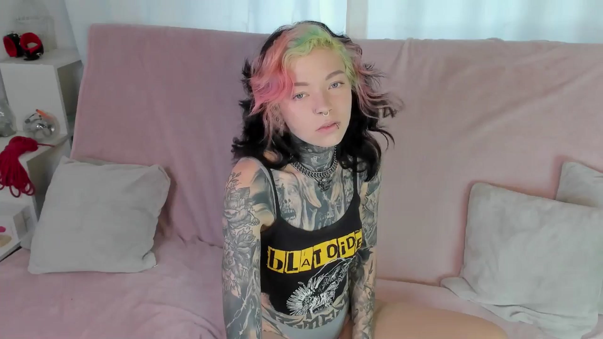 Gallery image thumbnail from LiluKayden's myfreecams stream on, 06/09/2024, 16:11 image 5 of 20