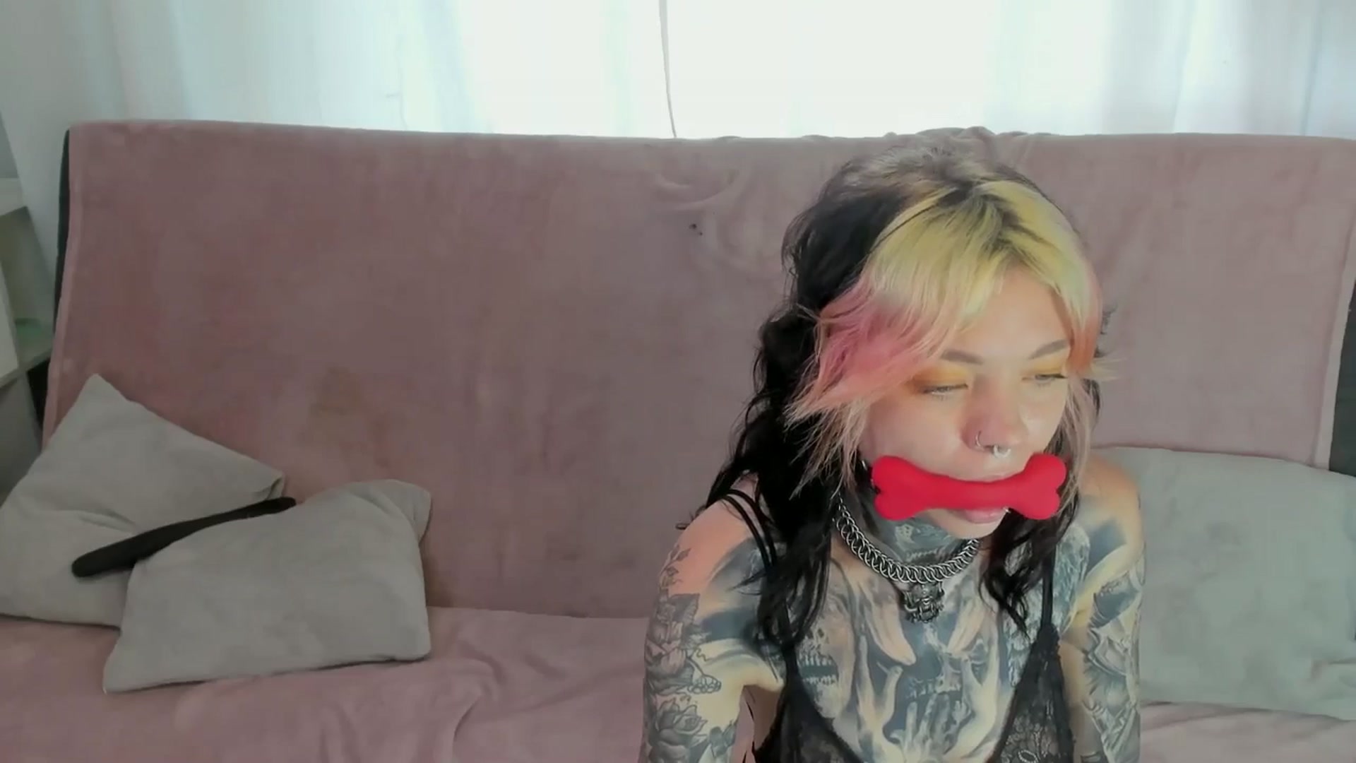 Gallery image thumbnail from LiluKayden's myfreecams stream on, 07/04/2024, 12:31 image 11 of 20