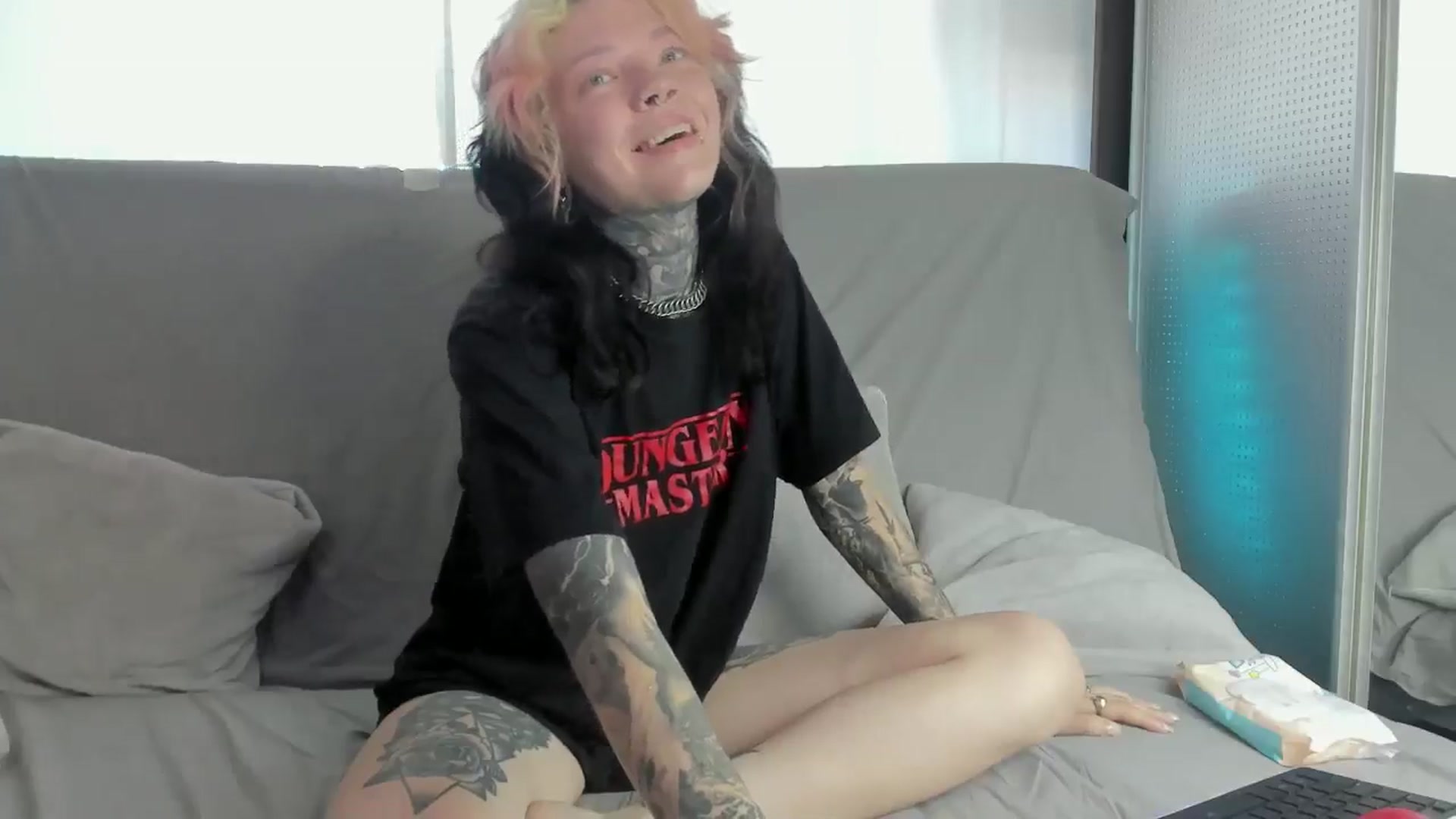 Gallery image thumbnail from LiluKayden's myfreecams stream on, 07/13/2024, 12:30 image 18 of 20