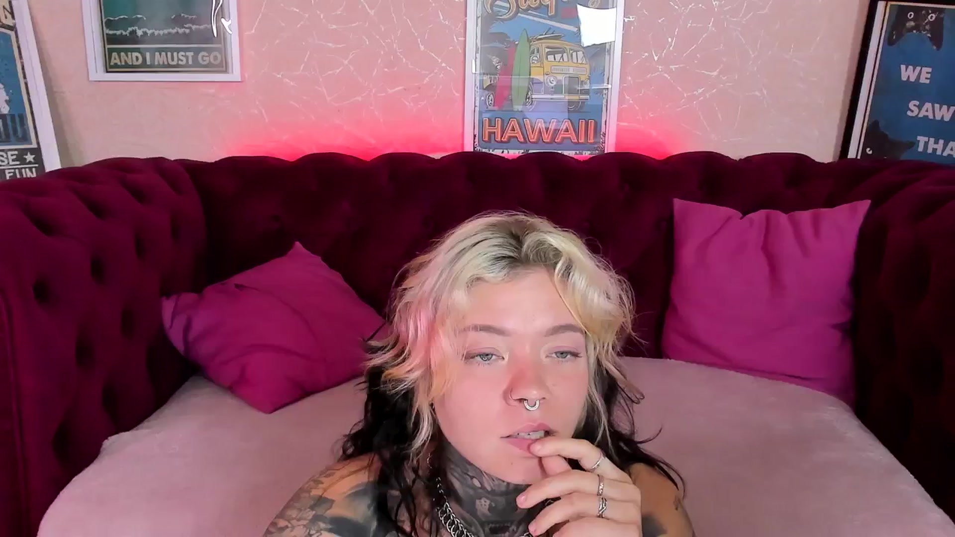 Gallery image thumbnail from LiluKayden's myfreecams stream on, 09/25/2024, 17:05 image 11 of 20