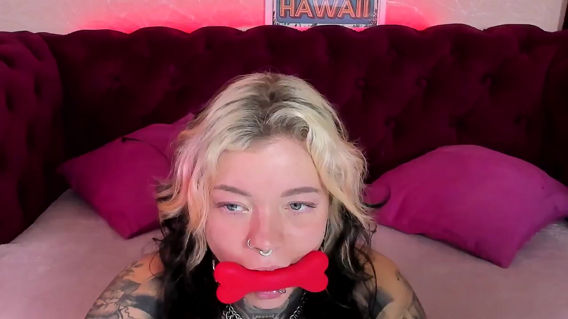 Gallery image thumbnail from LiluKayden's myfreecams stream on, 09/25/2024, 18:31 image 4 of 20