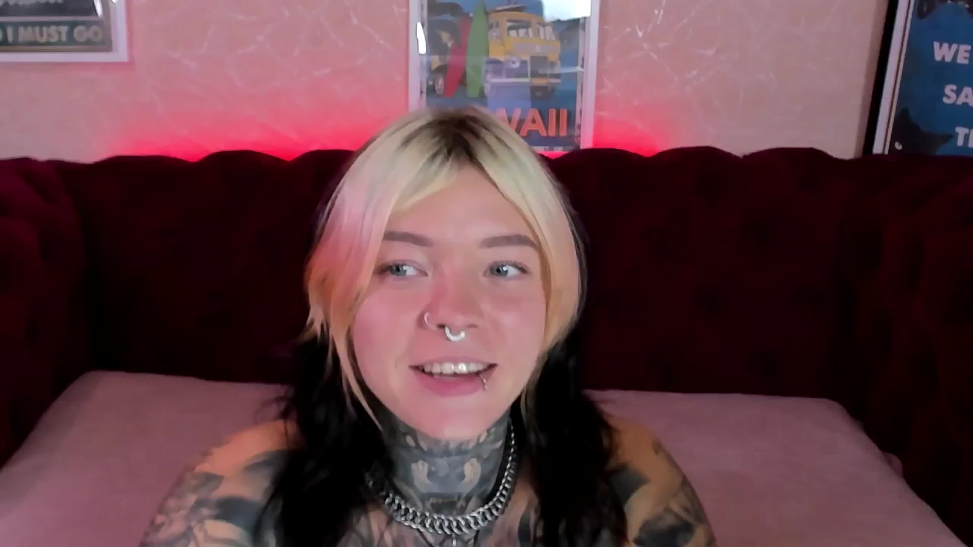 Gallery image thumbnail from LiluKayden's myfreecams stream on, 09/30/2024, 15:19 image 17 of 20