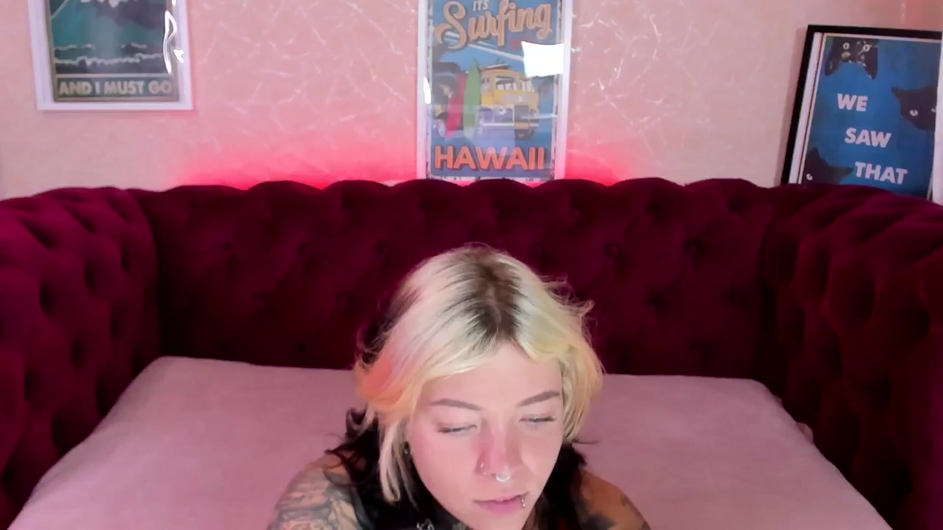 Gallery image thumbnail from LiluKayden's myfreecams stream on, 09/30/2024, 15:19 image 19 of 20