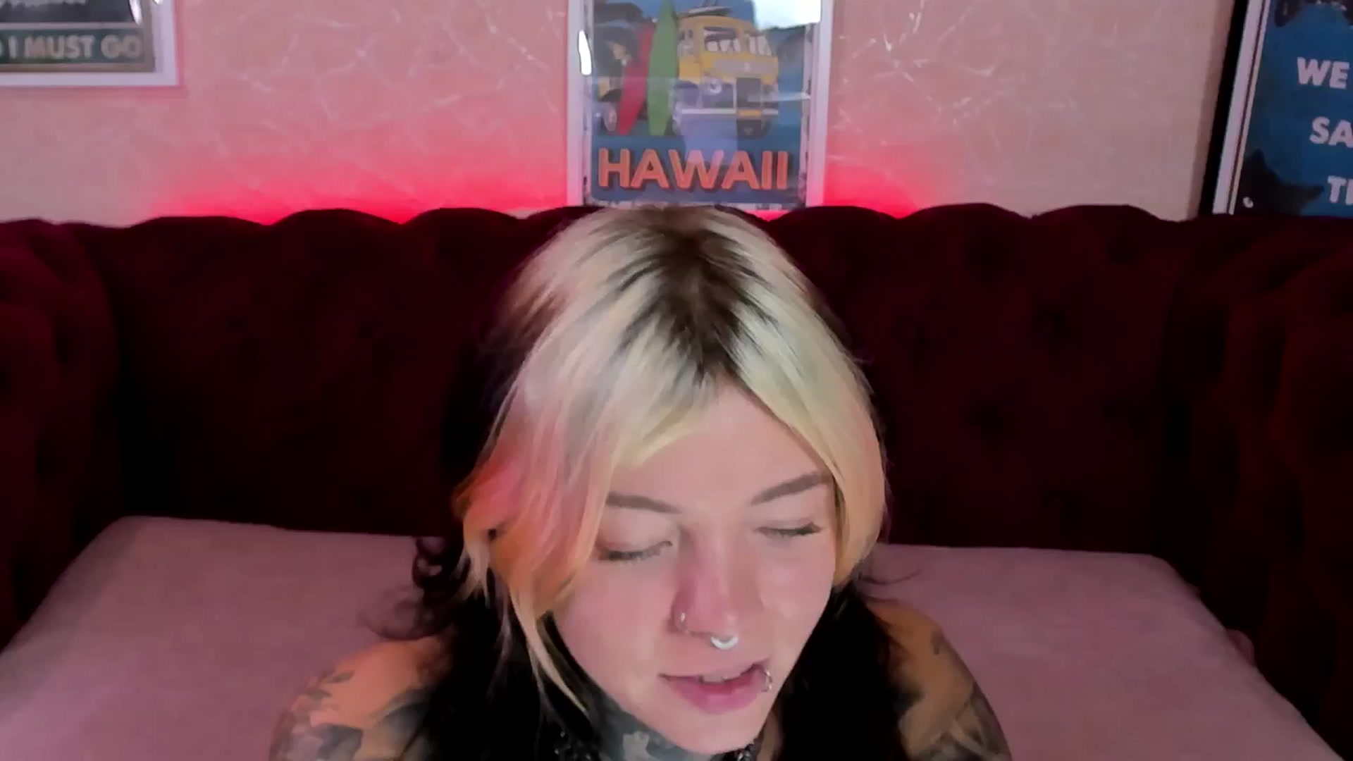 Gallery image thumbnail from LiluKayden's myfreecams stream on, 09/30/2024, 15:19 image 16 of 20