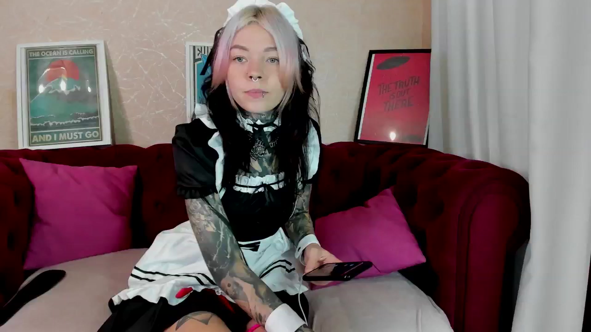 Gallery image thumbnail from LiluKayden's myfreecams stream on, 10/28/2024, 16:25 image 16 of 20