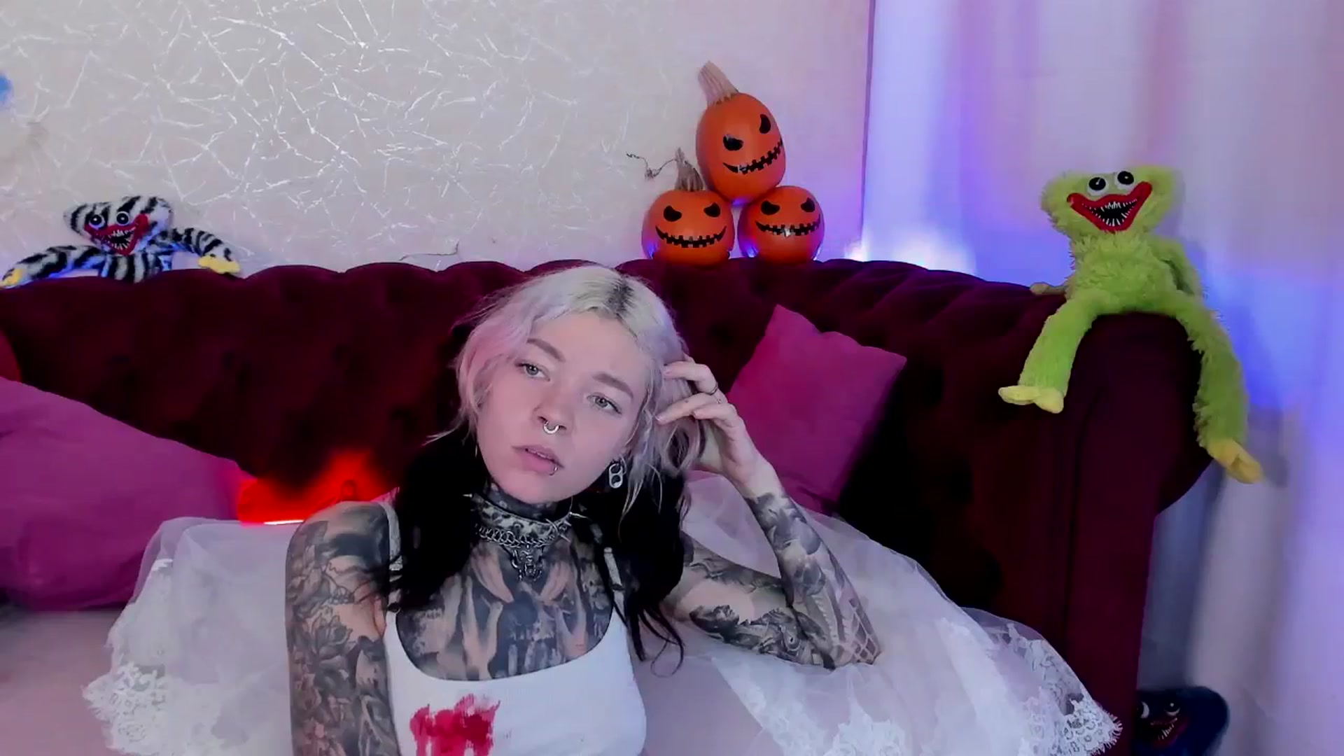 Gallery image thumbnail from LiluKayden's myfreecams stream on, 10/30/2024, 14:47 image 16 of 20