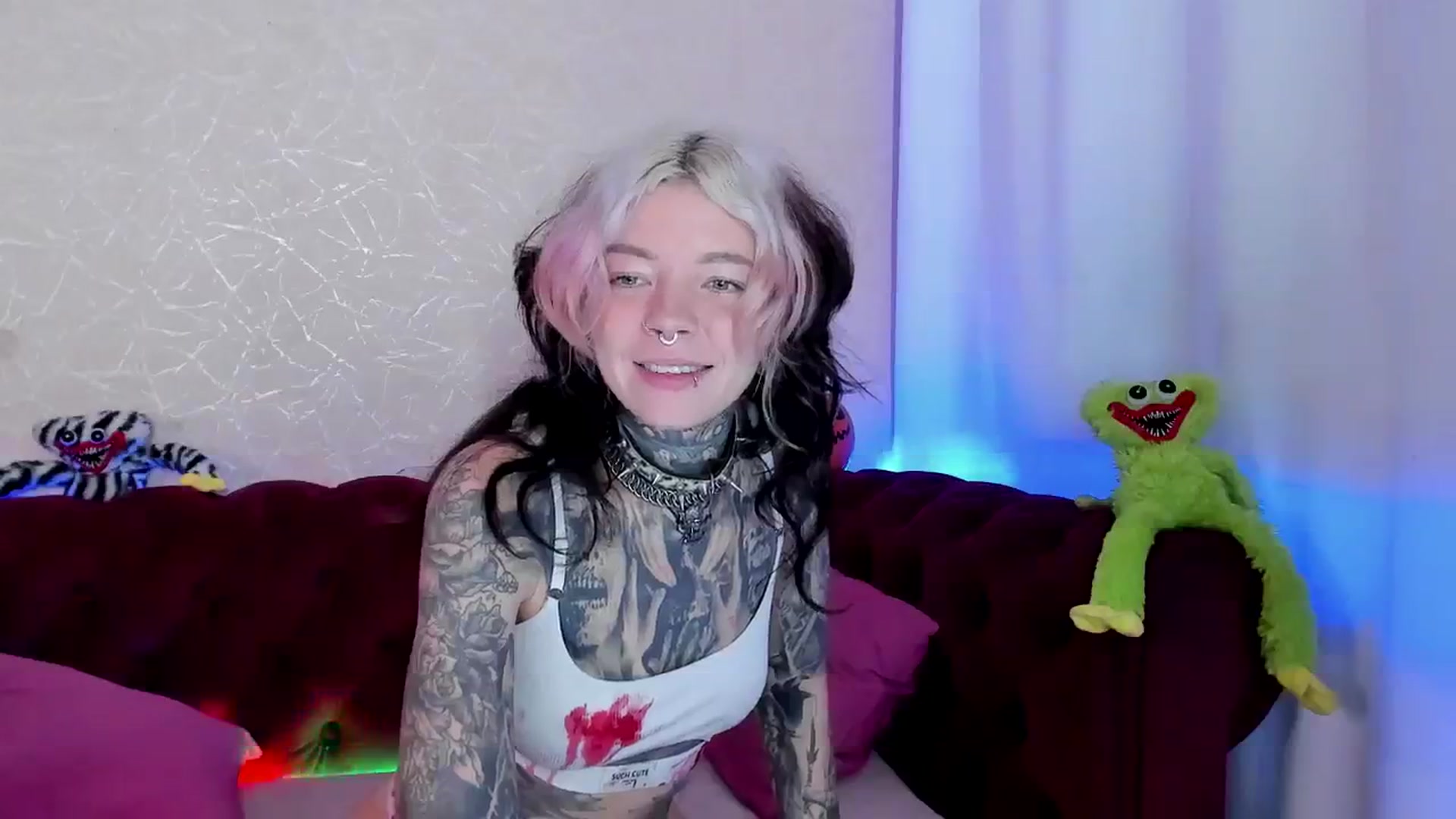 Gallery image thumbnail from LiluKayden's myfreecams stream on, 10/30/2024, 15:30 image 10 of 20