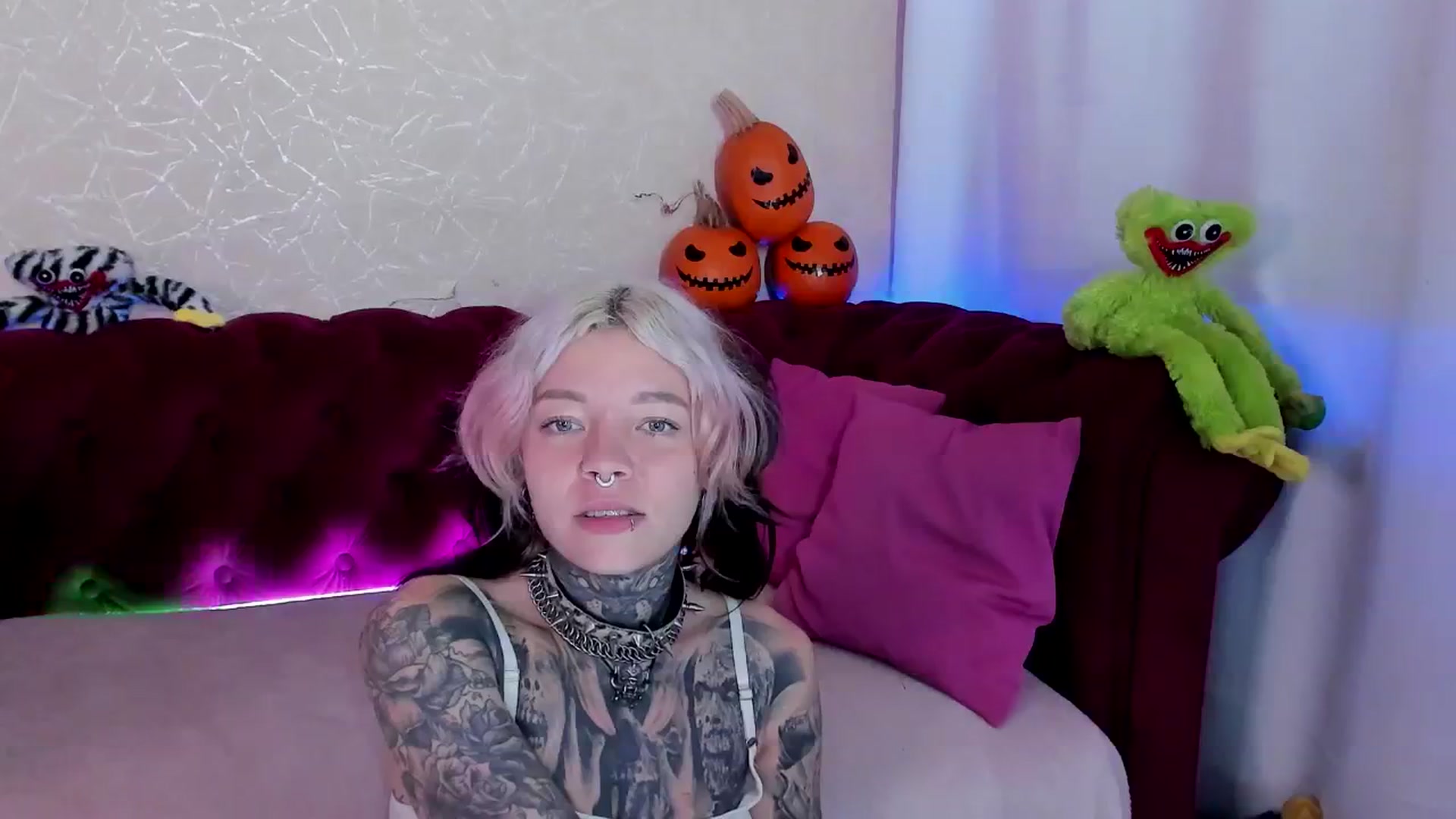 Gallery image thumbnail from LiluKayden's myfreecams stream on, 10/30/2024, 16:25 image 20 of 20