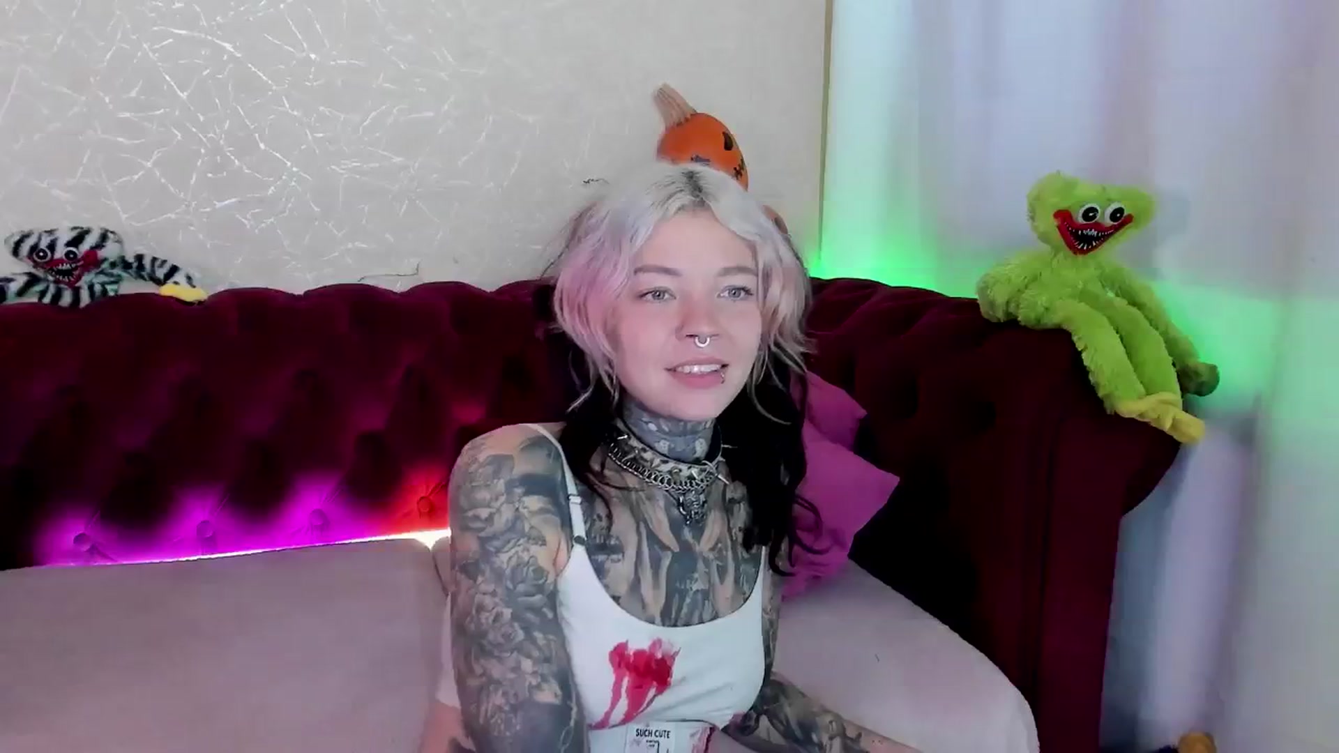 Gallery image thumbnail from LiluKayden's myfreecams stream on, 10/30/2024, 17:05 image 2 of 20