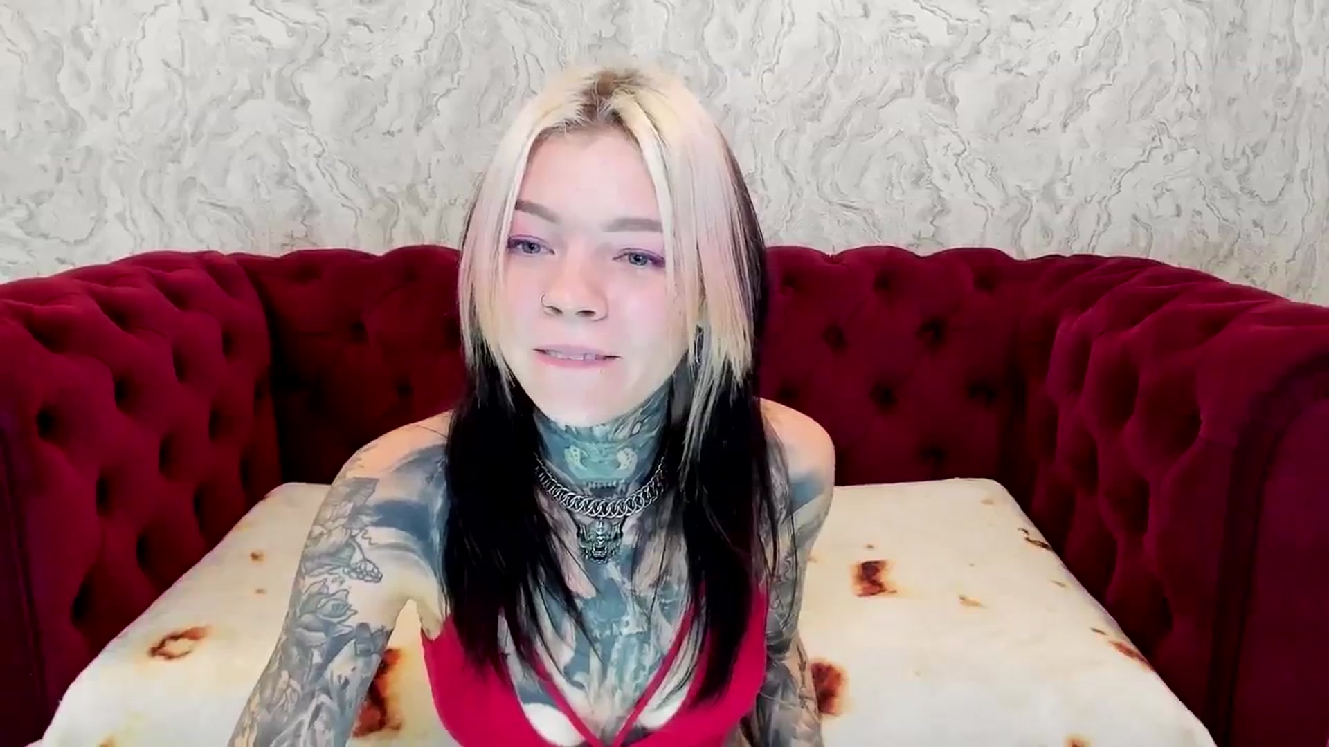 Gallery image thumbnail from LiluKayden's myfreecams stream on, 11/14/2024, 15:19 image 11 of 20
