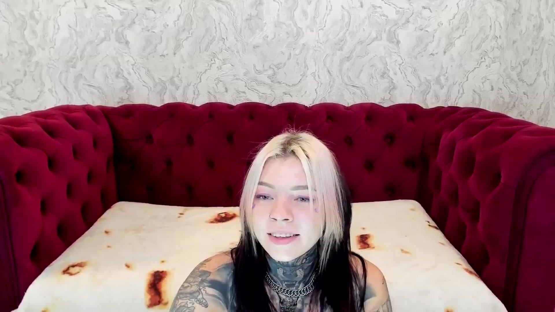 Gallery image thumbnail from LiluKayden's myfreecams stream on, 11/14/2024, 15:19 image 12 of 20