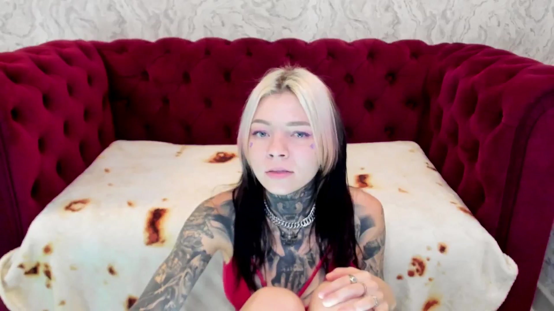 Gallery image thumbnail from LiluKayden's myfreecams stream on, 11/14/2024, 15:19 image 3 of 20