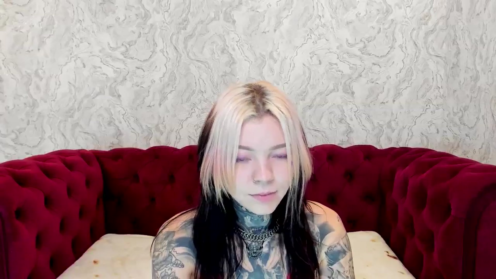 Gallery image thumbnail from LiluKayden's myfreecams stream on, 11/14/2024, 15:19 image 7 of 20