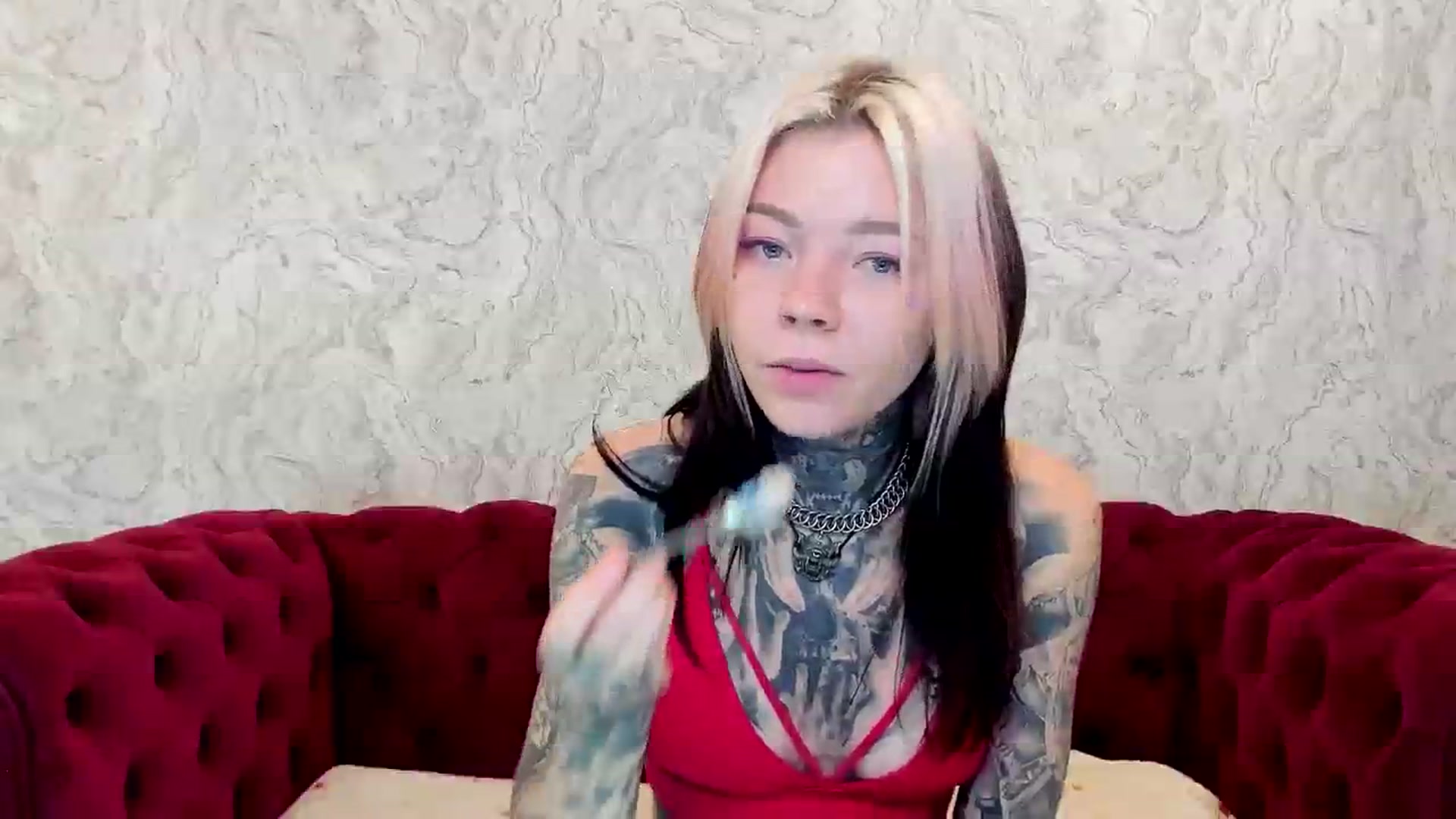 Gallery image thumbnail from LiluKayden's myfreecams stream on, 11/14/2024, 17:39 image 9 of 20