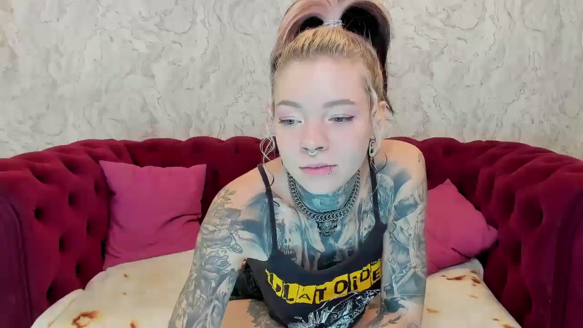 Gallery image thumbnail from LiluKayden's myfreecams stream on, 11/15/2024, 16:09 image 8 of 20