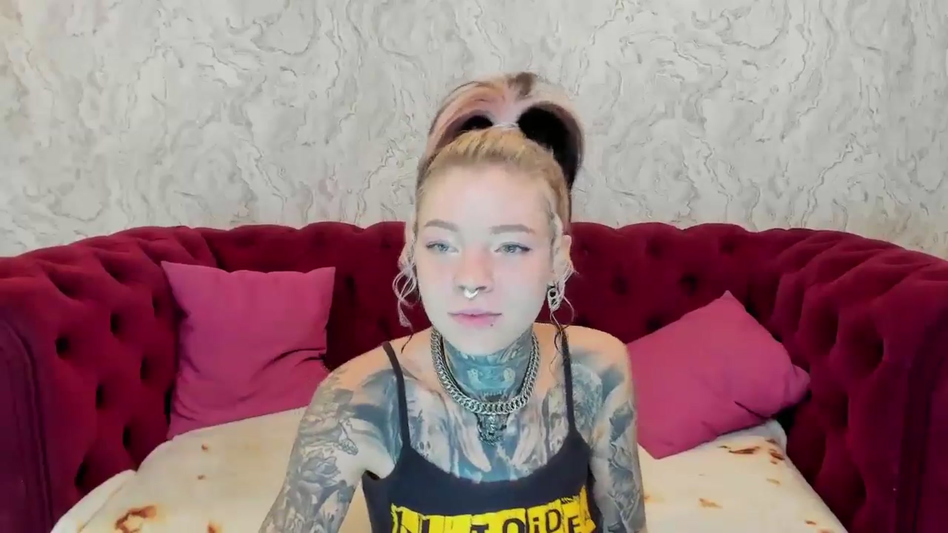 Gallery image thumbnail from LiluKayden's myfreecams stream on, 11/15/2024, 16:09 image 6 of 20