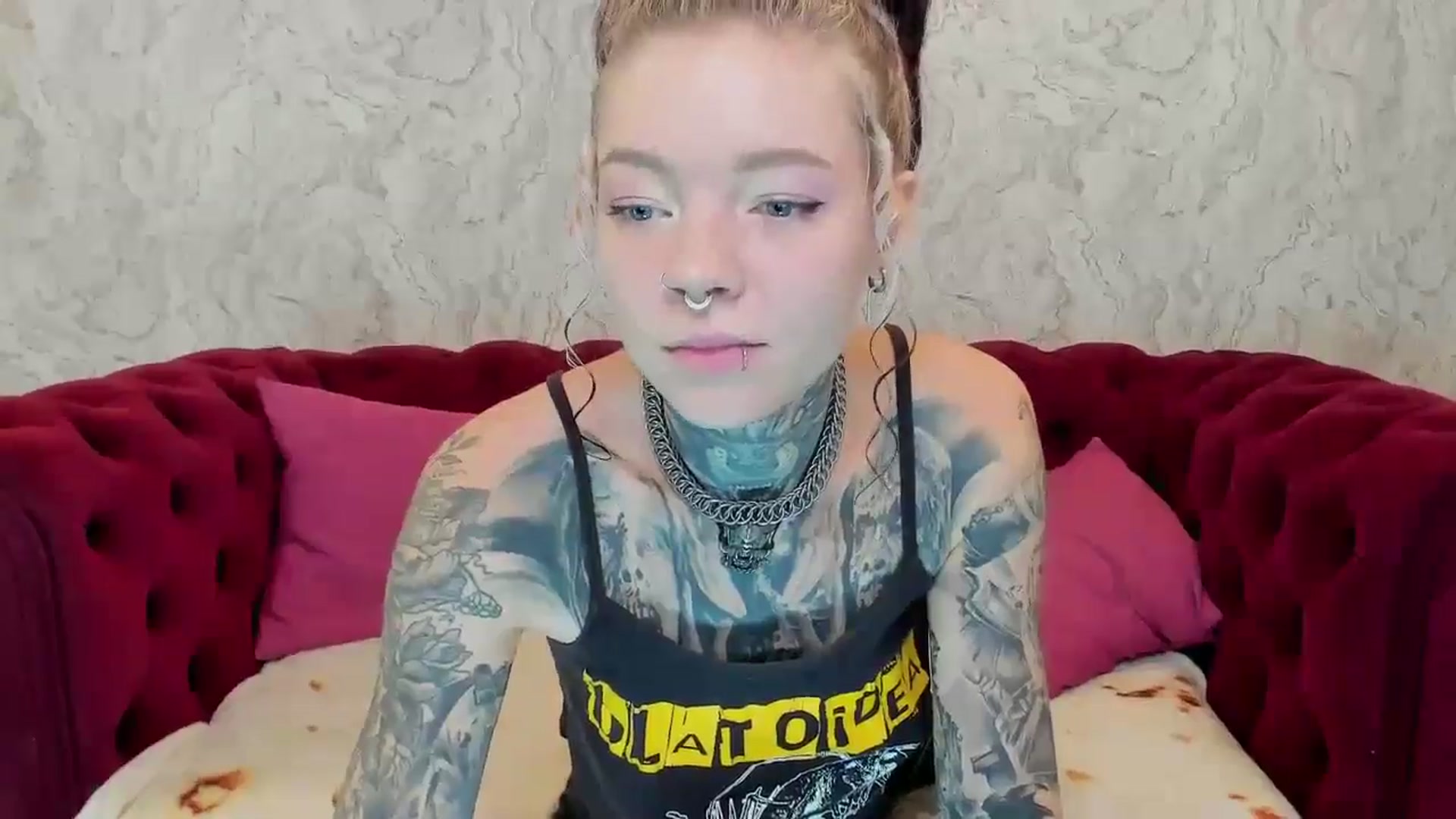 Gallery image thumbnail from LiluKayden's myfreecams stream on, 11/15/2024, 16:09 image 3 of 20