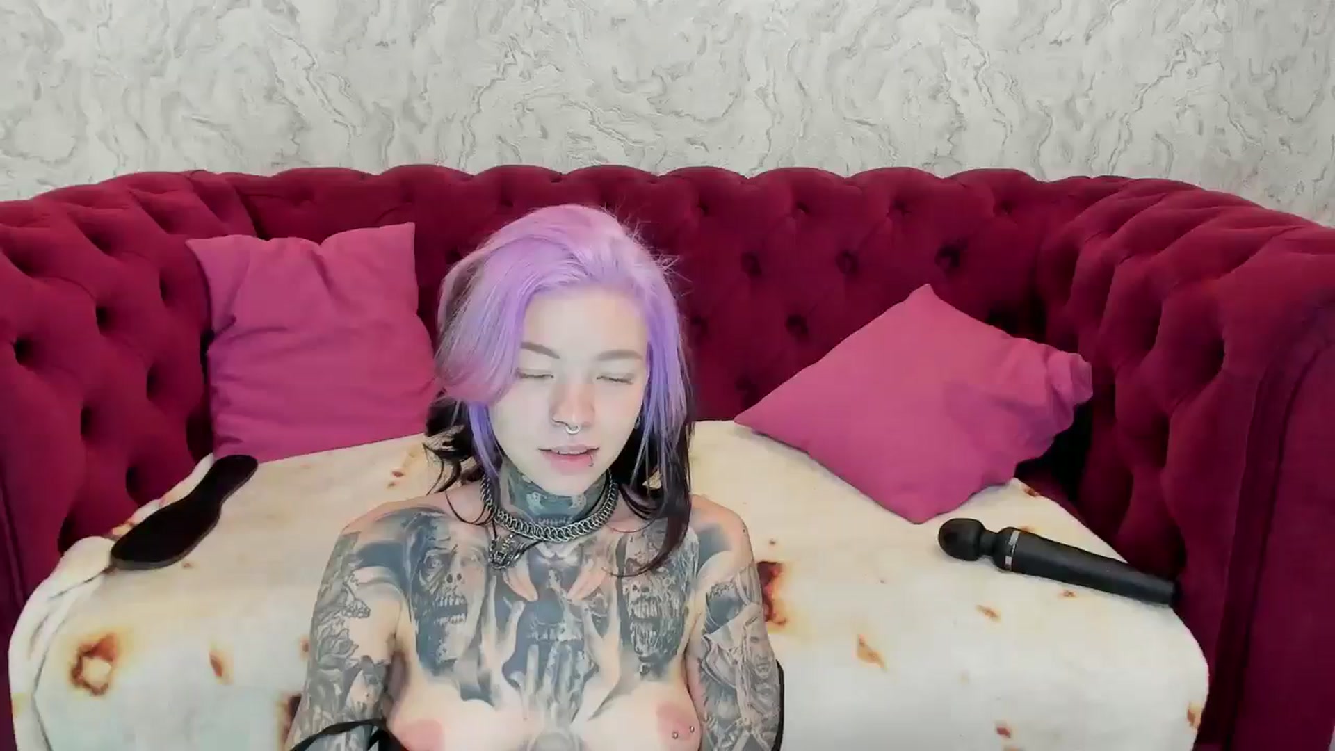 Gallery image thumbnail from LiluKayden's myfreecams stream on, 11/28/2024, 16:32 image 11 of 20