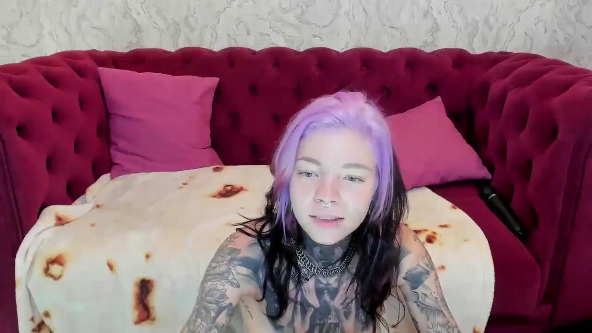 Gallery image thumbnail from LiluKayden's myfreecams stream on, 11/28/2024, 16:32 image 15 of 20