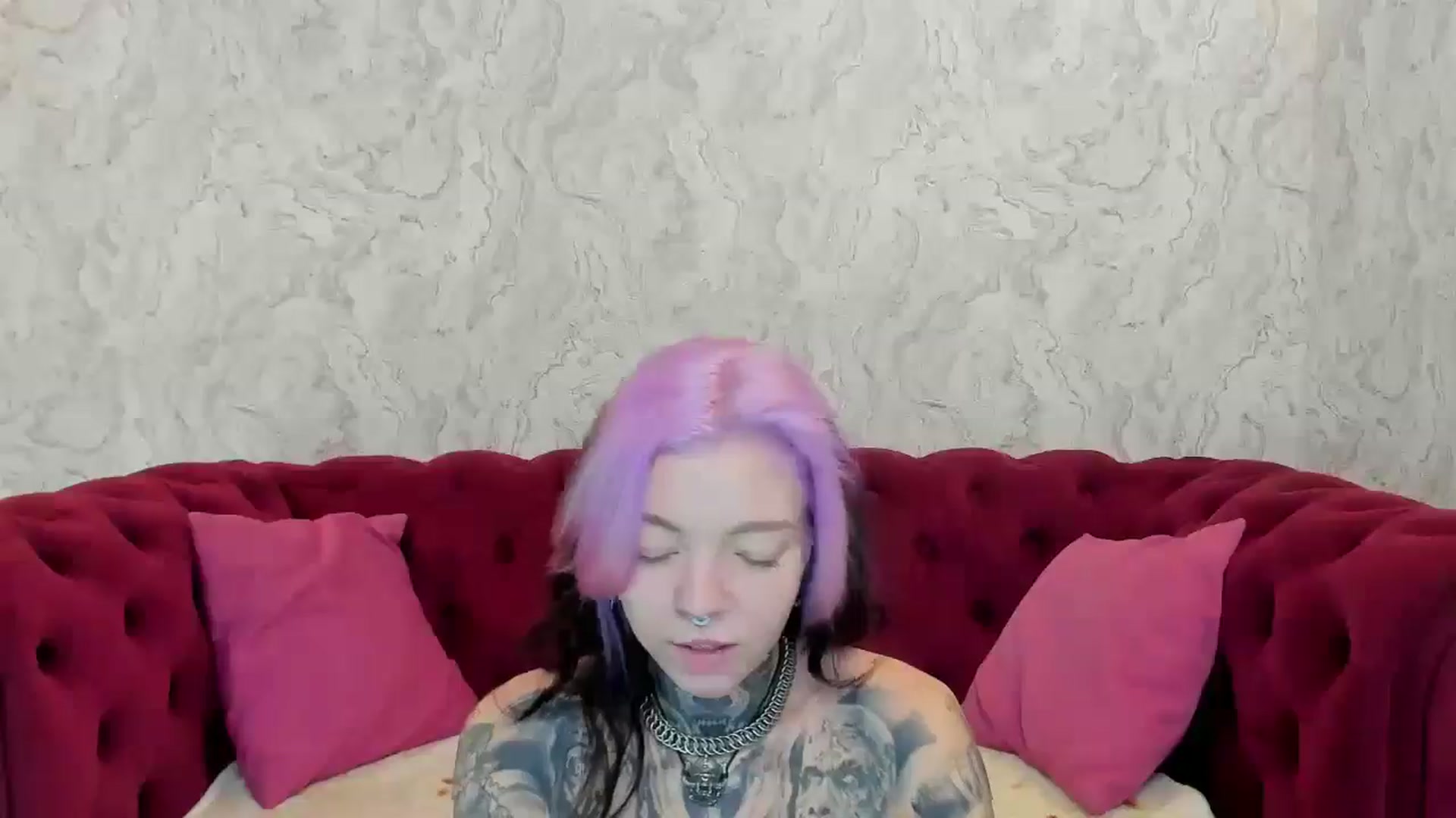 Gallery image thumbnail from LiluKayden's myfreecams stream on, 11/28/2024, 16:32 image 5 of 20