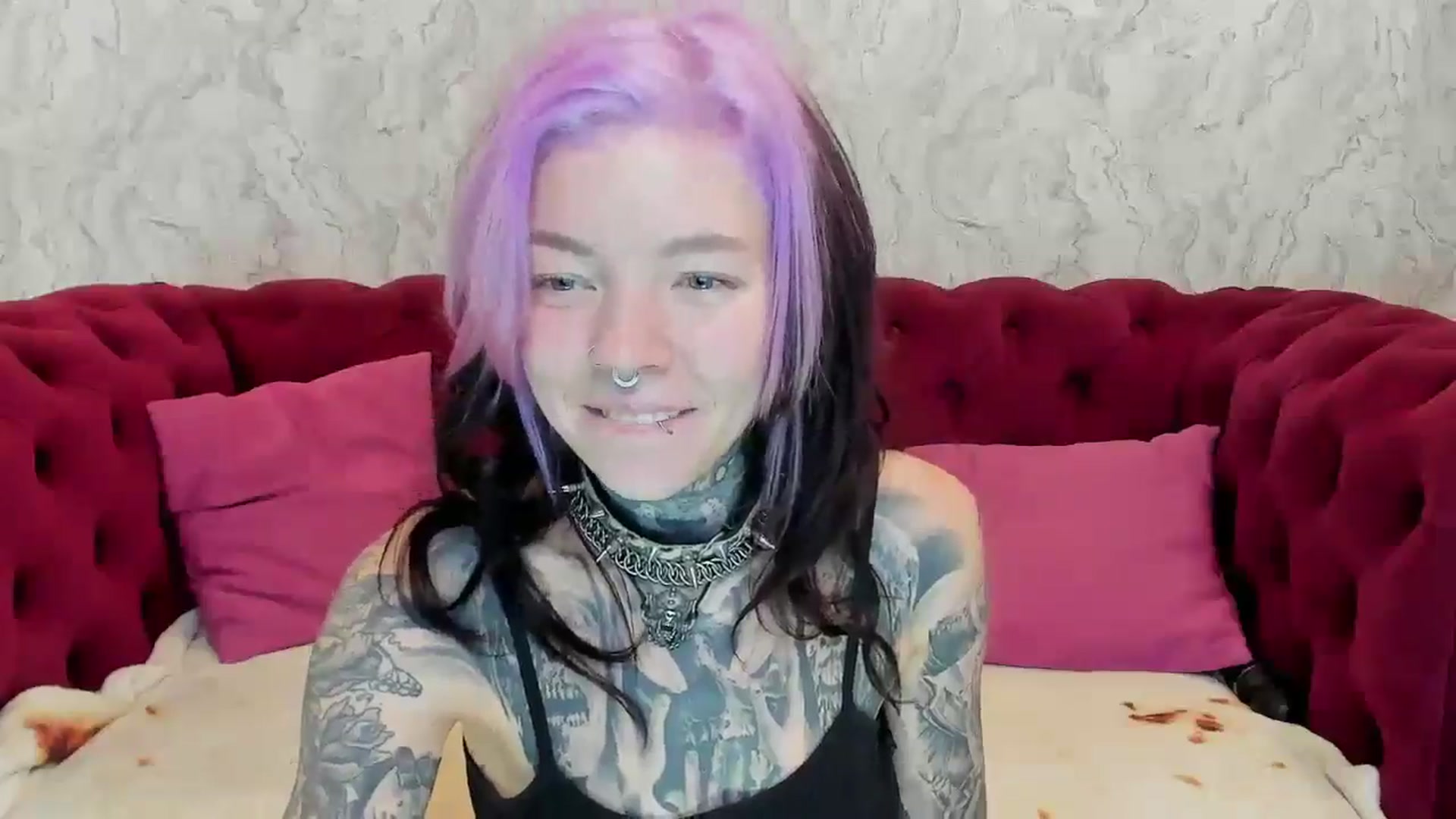 Gallery image thumbnail from LiluKayden's myfreecams stream on, 11/28/2024, 17:43 image 12 of 20