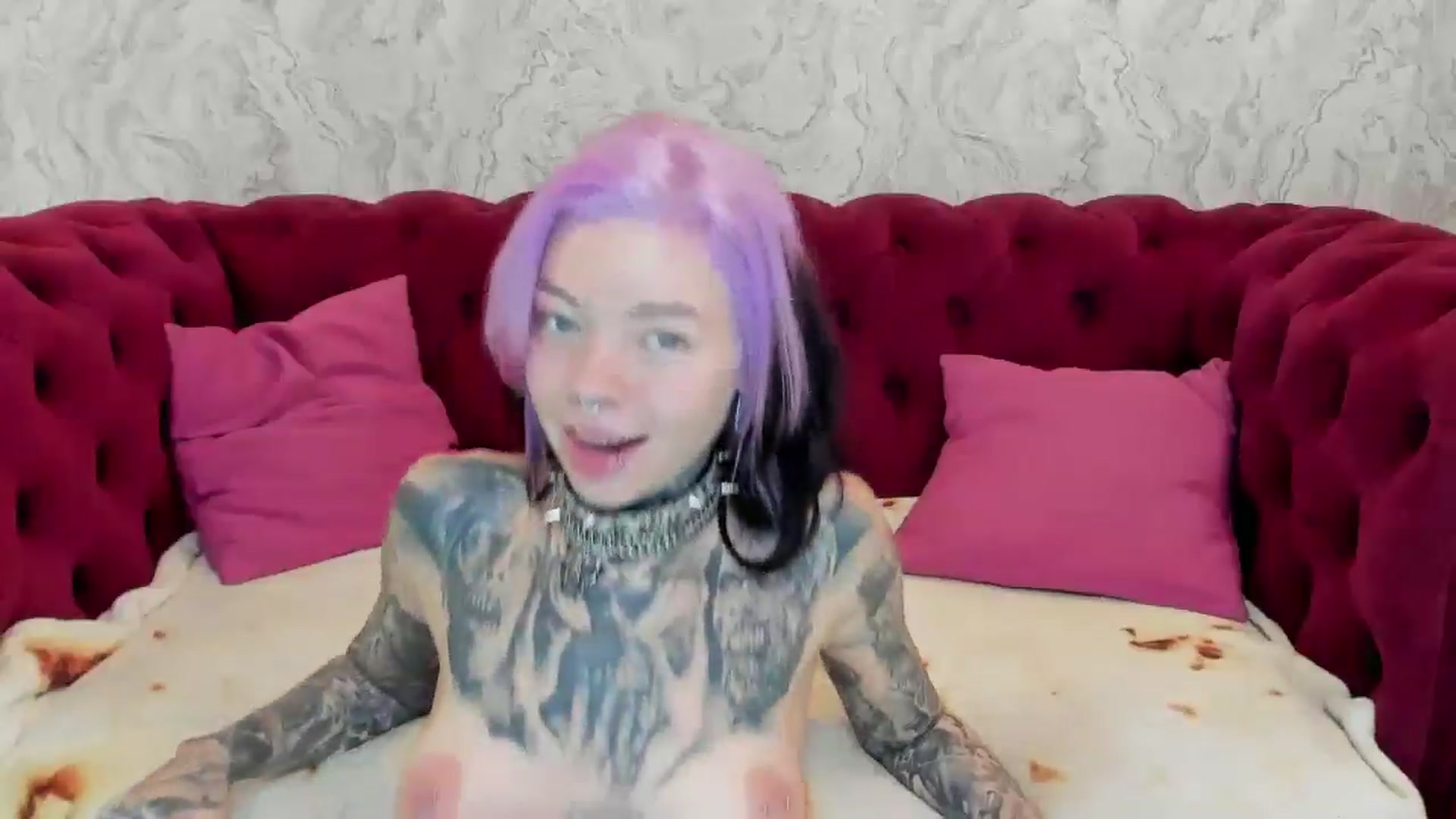 Gallery image thumbnail from LiluKayden's myfreecams stream on, 11/28/2024, 17:43 image 2 of 20