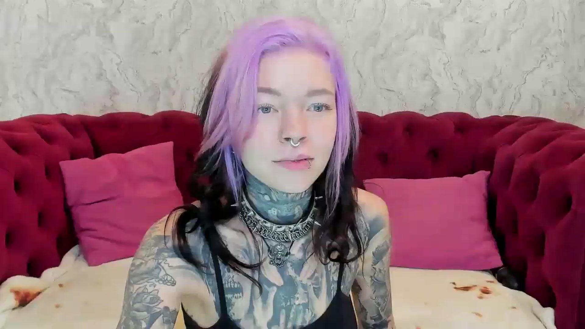 Gallery image thumbnail from LiluKayden's myfreecams stream on, 11/28/2024, 17:43 image 13 of 20