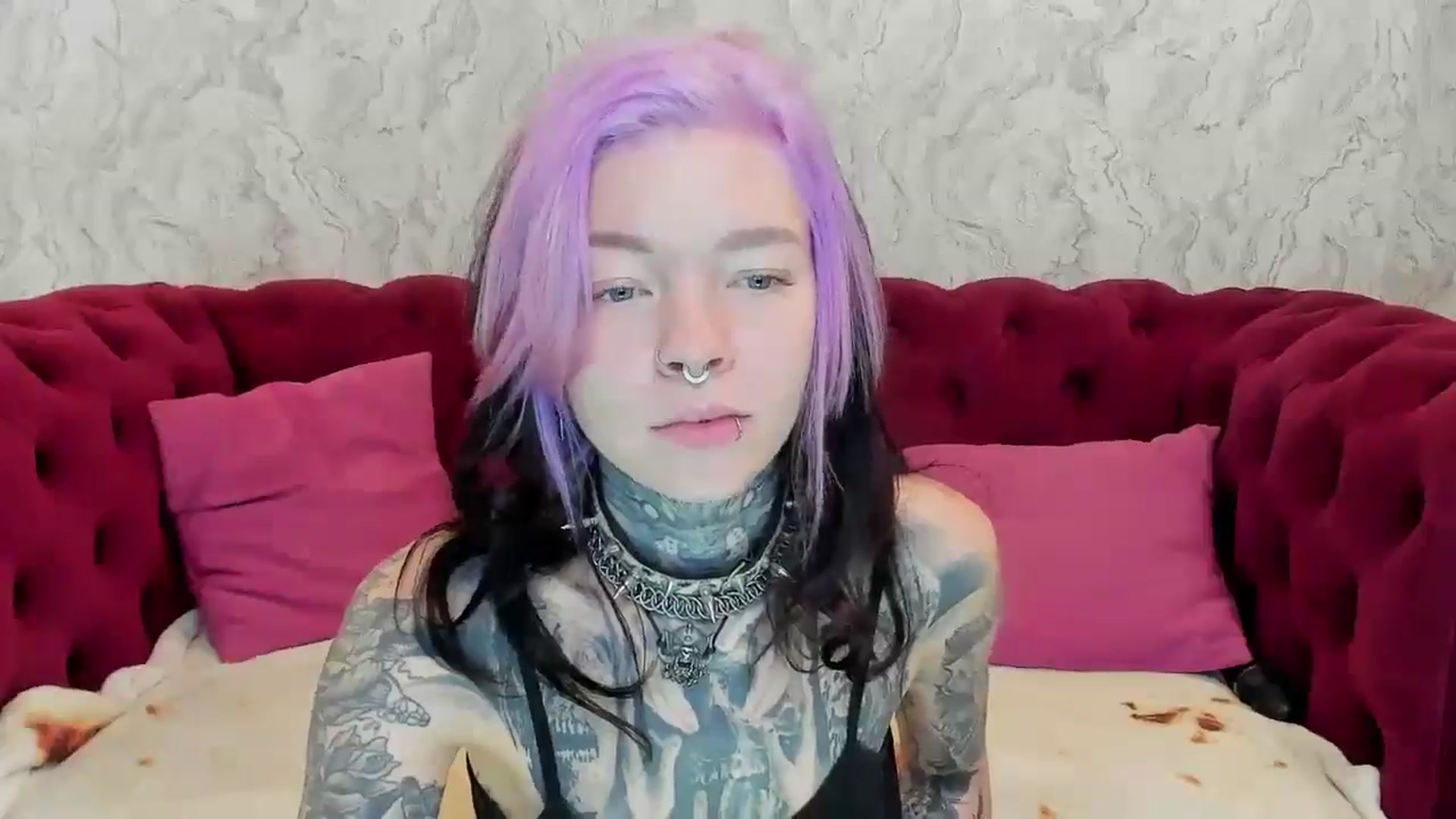 Gallery image thumbnail from LiluKayden's myfreecams stream on, 11/28/2024, 17:43 image 14 of 20