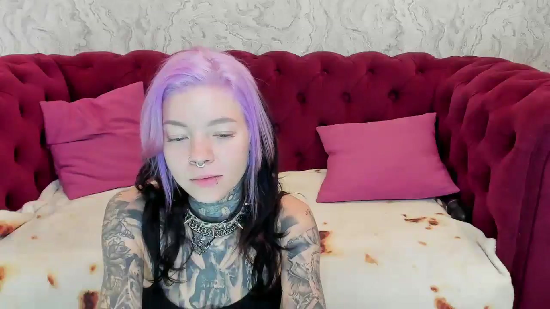Gallery image thumbnail from LiluKayden's myfreecams stream on, 11/28/2024, 18:19 image 6 of 20