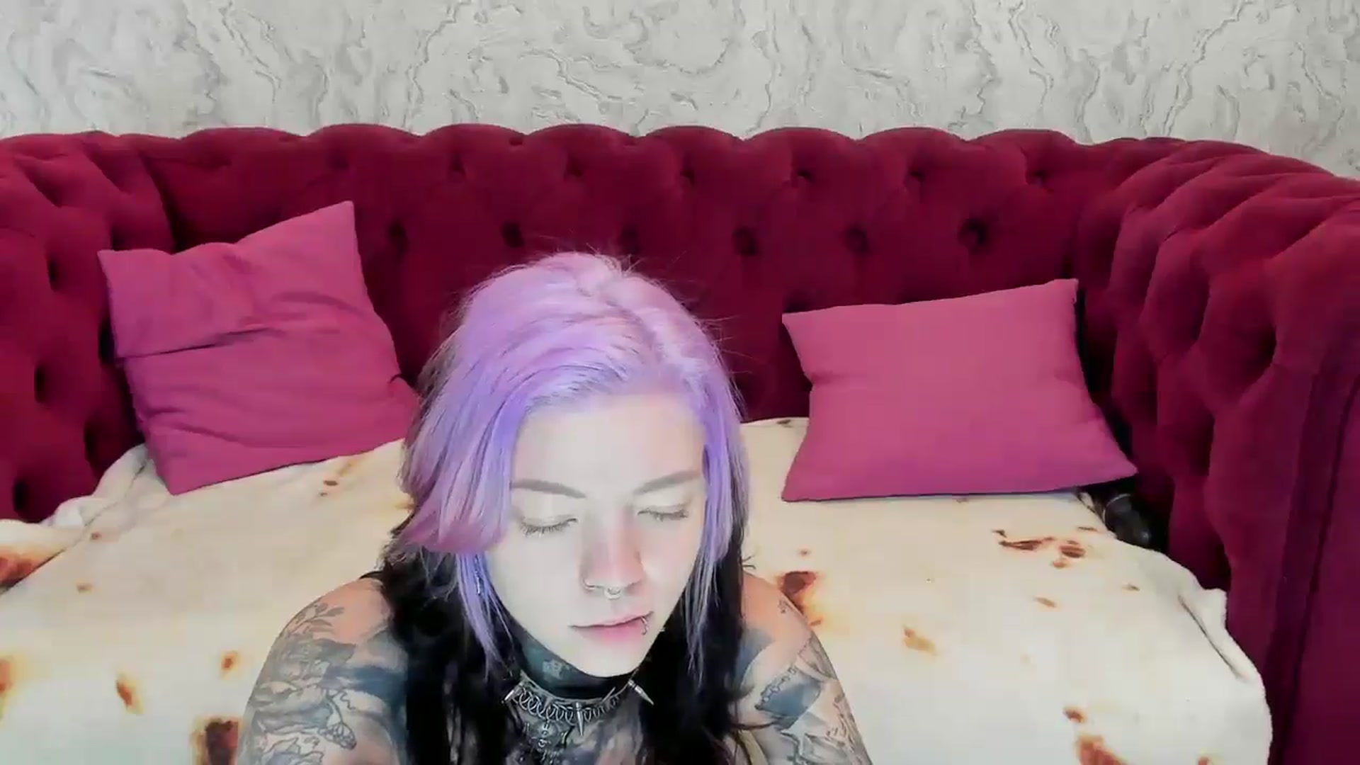 Gallery image thumbnail from LiluKayden's myfreecams stream on, 11/28/2024, 18:19 image 8 of 20