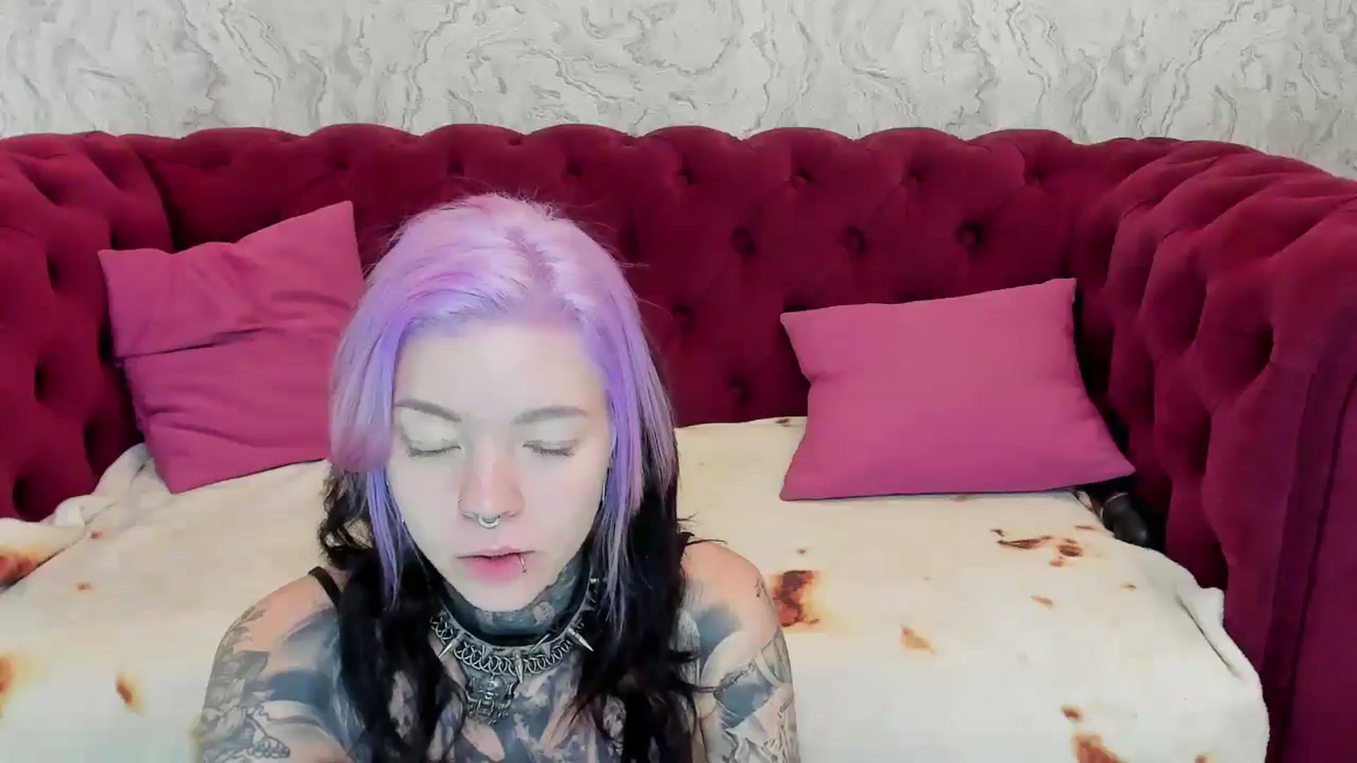 Gallery image thumbnail from LiluKayden's myfreecams stream on, 11/28/2024, 18:19 image 7 of 20