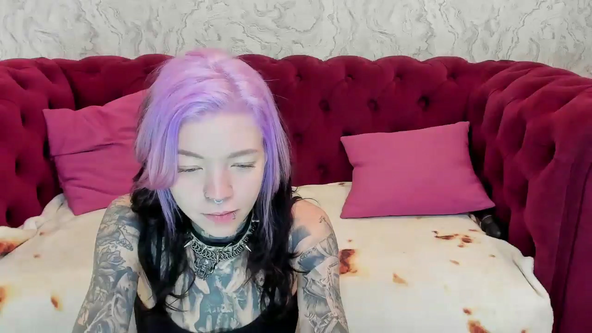 Gallery image thumbnail from LiluKayden's myfreecams stream on, 11/28/2024, 18:19 image 3 of 20