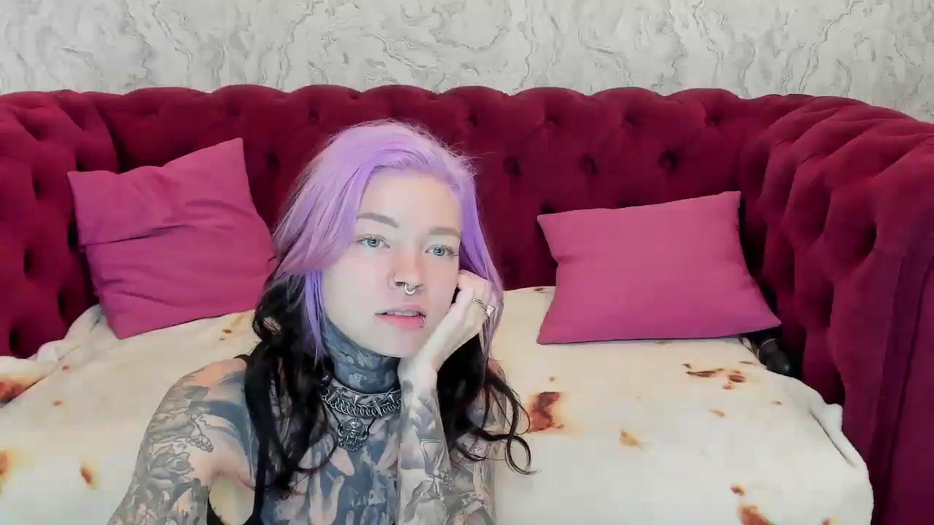 Gallery image thumbnail from LiluKayden's myfreecams stream on, 11/28/2024, 18:19 image 9 of 20