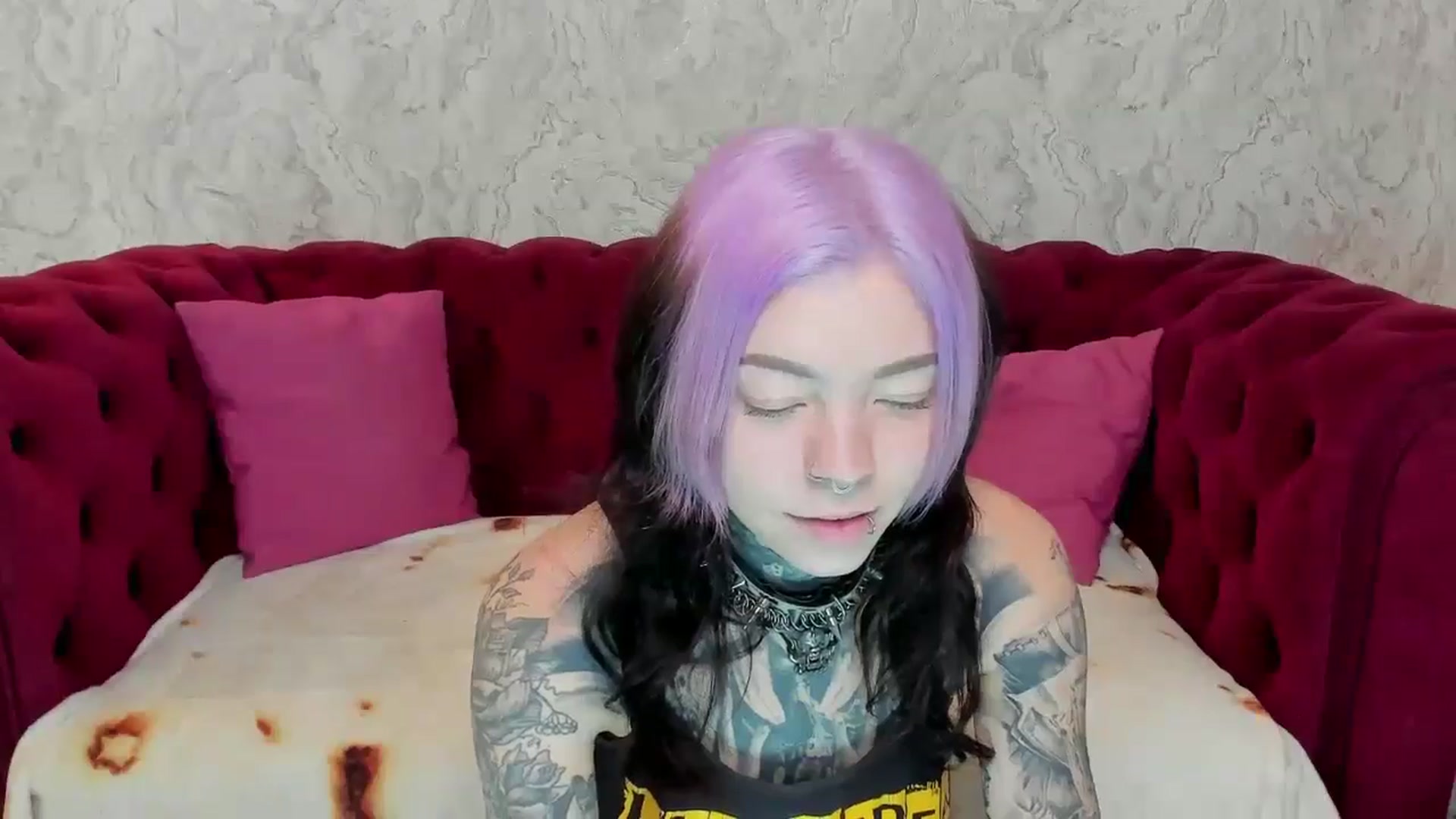 Gallery image thumbnail from LiluKayden's myfreecams stream on, 11/30/2024, 14:13 image 13 of 20